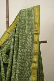 Green HBP Cotton Silk Saree With Maheshwari Border - SRGCSS1300
