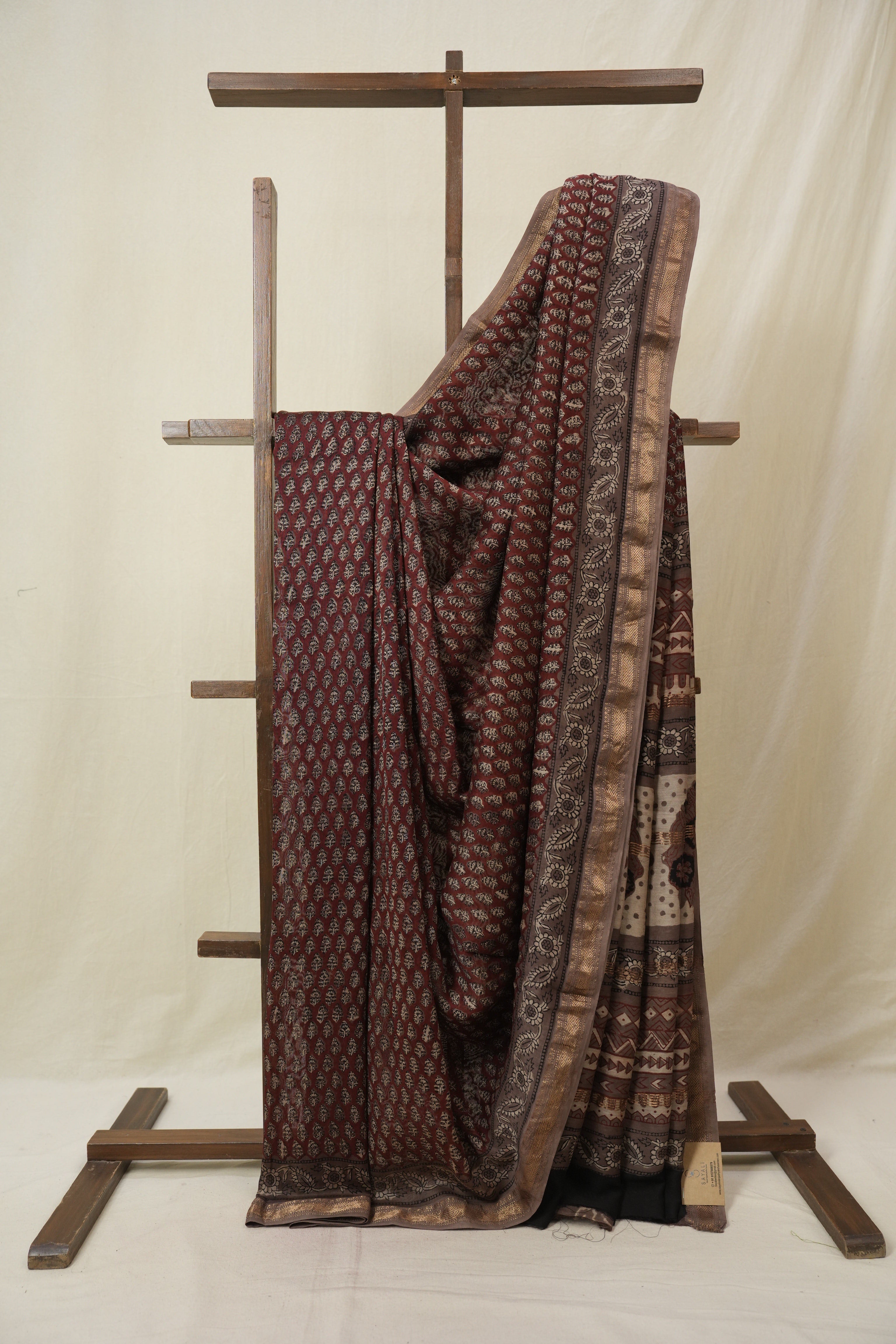Light Brown HBP Cotton Silk Saree With Maheshwari Border - SRLBCSS1612