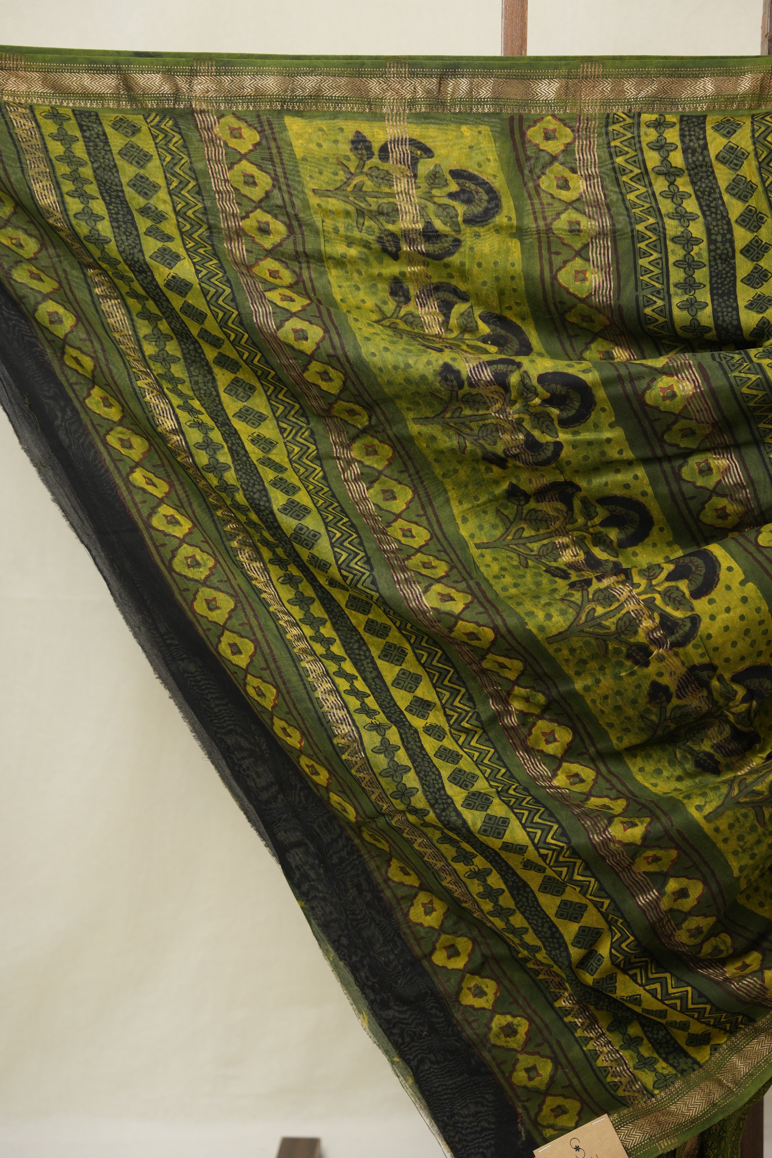 Mehendi Green HBP Cotton Silk Saree With Maheshwari Border - SRMGCSS1616