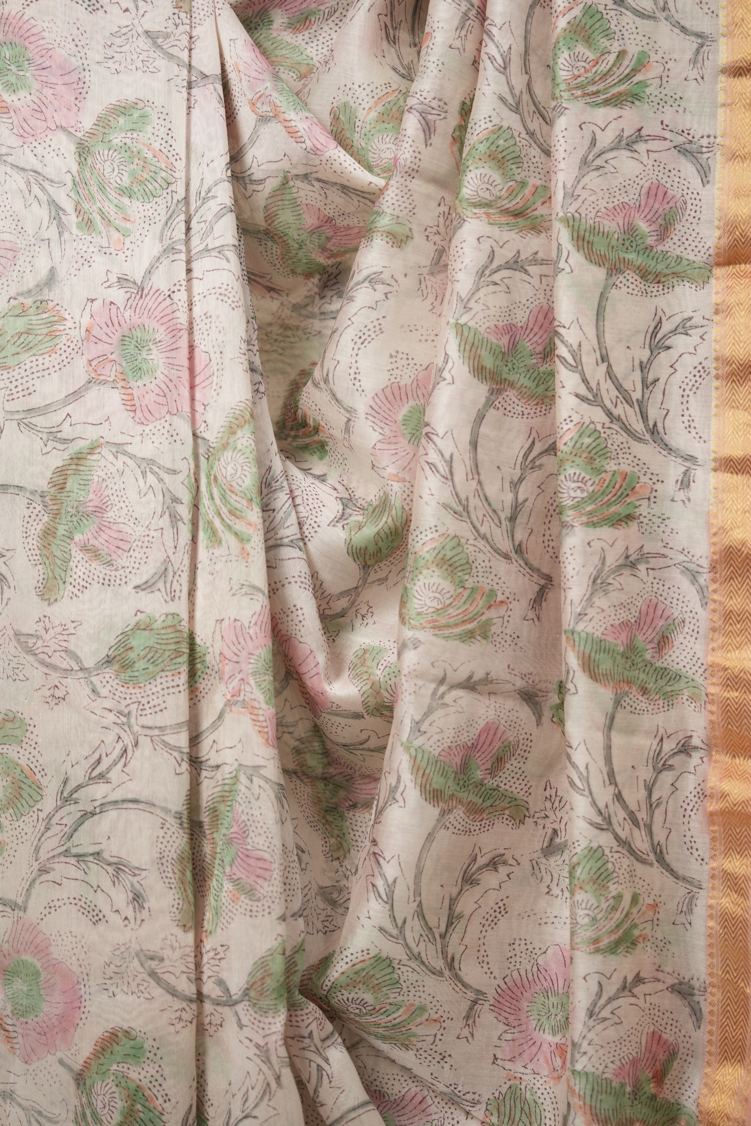 Off White HBP Cotton Silk Saree With Maheshwari Border - SROWCSS1301