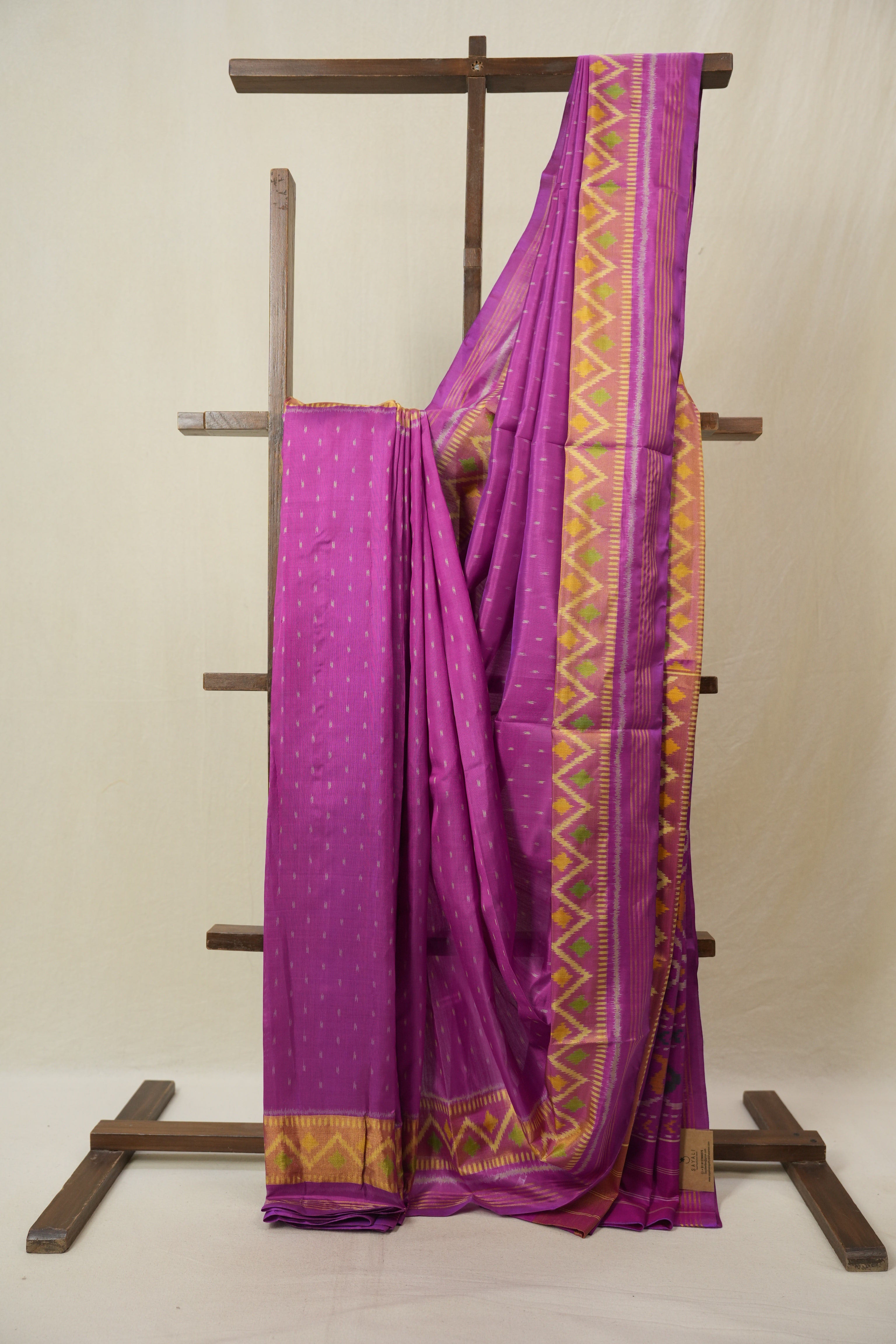 Light Purple Rajkot Patola Silk Saree - SRLPRPSS609