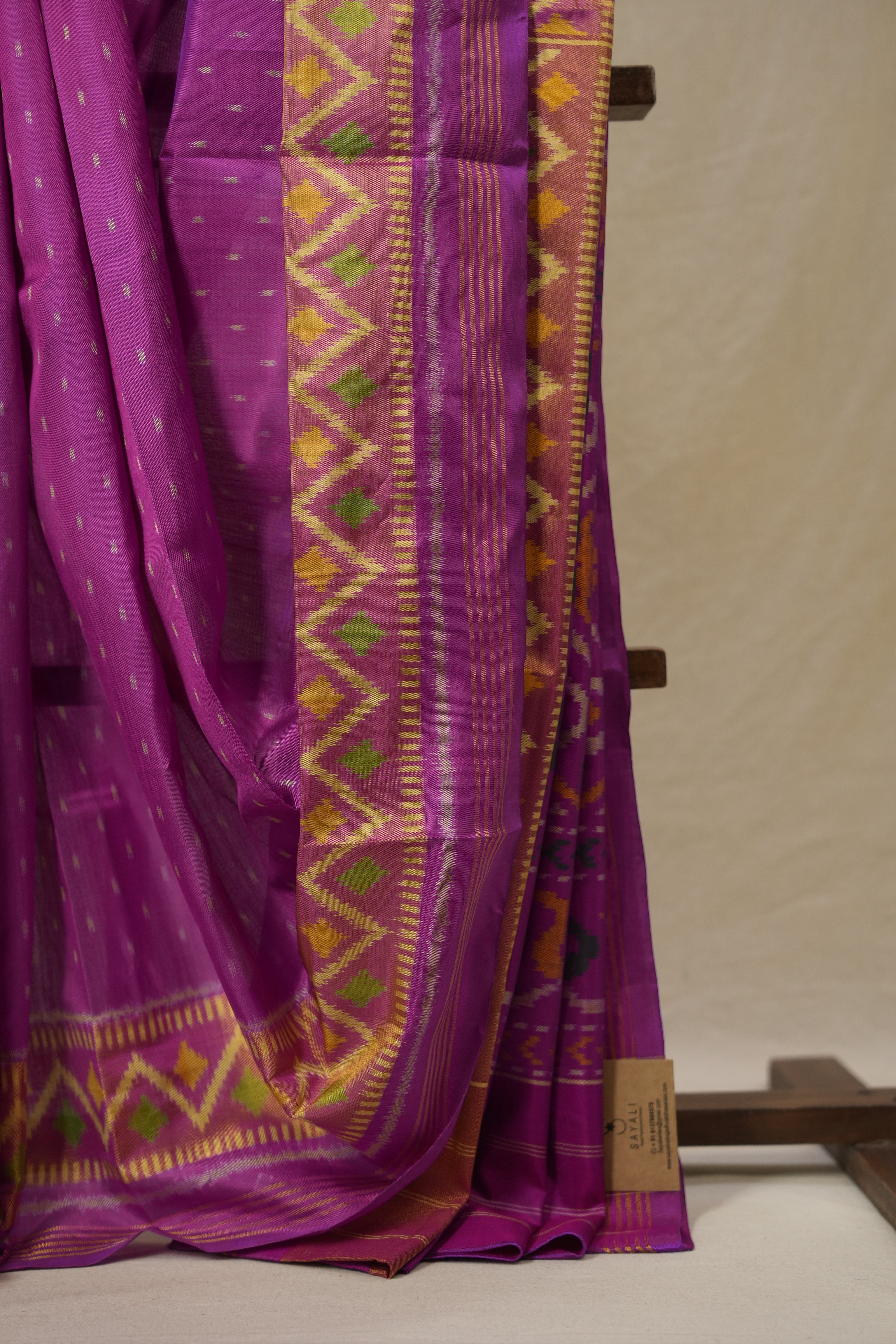 Light Purple Rajkot Patola Silk Saree - SRLPRPSS609