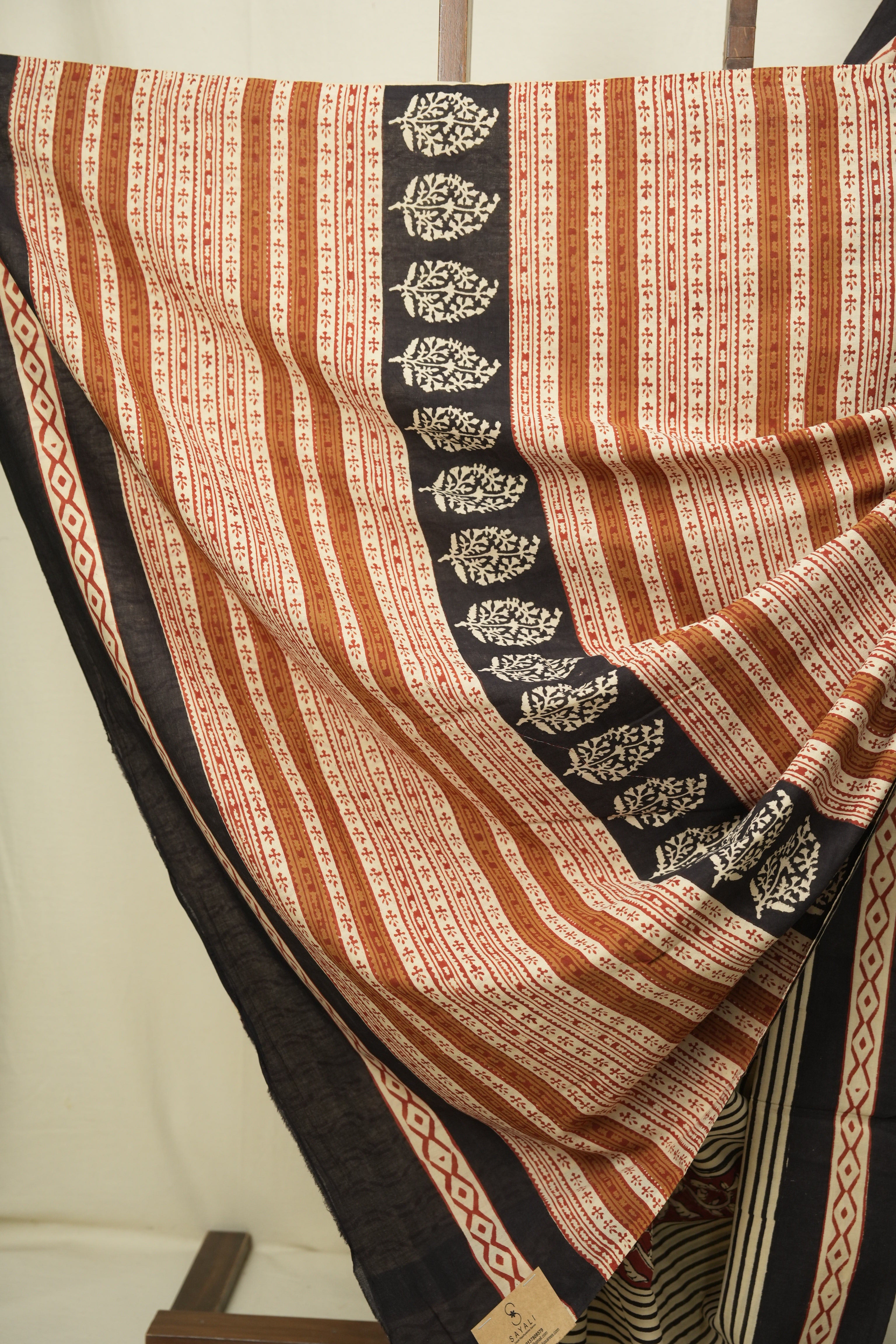 Cream HBP Cotton Saree - SRCCS3631