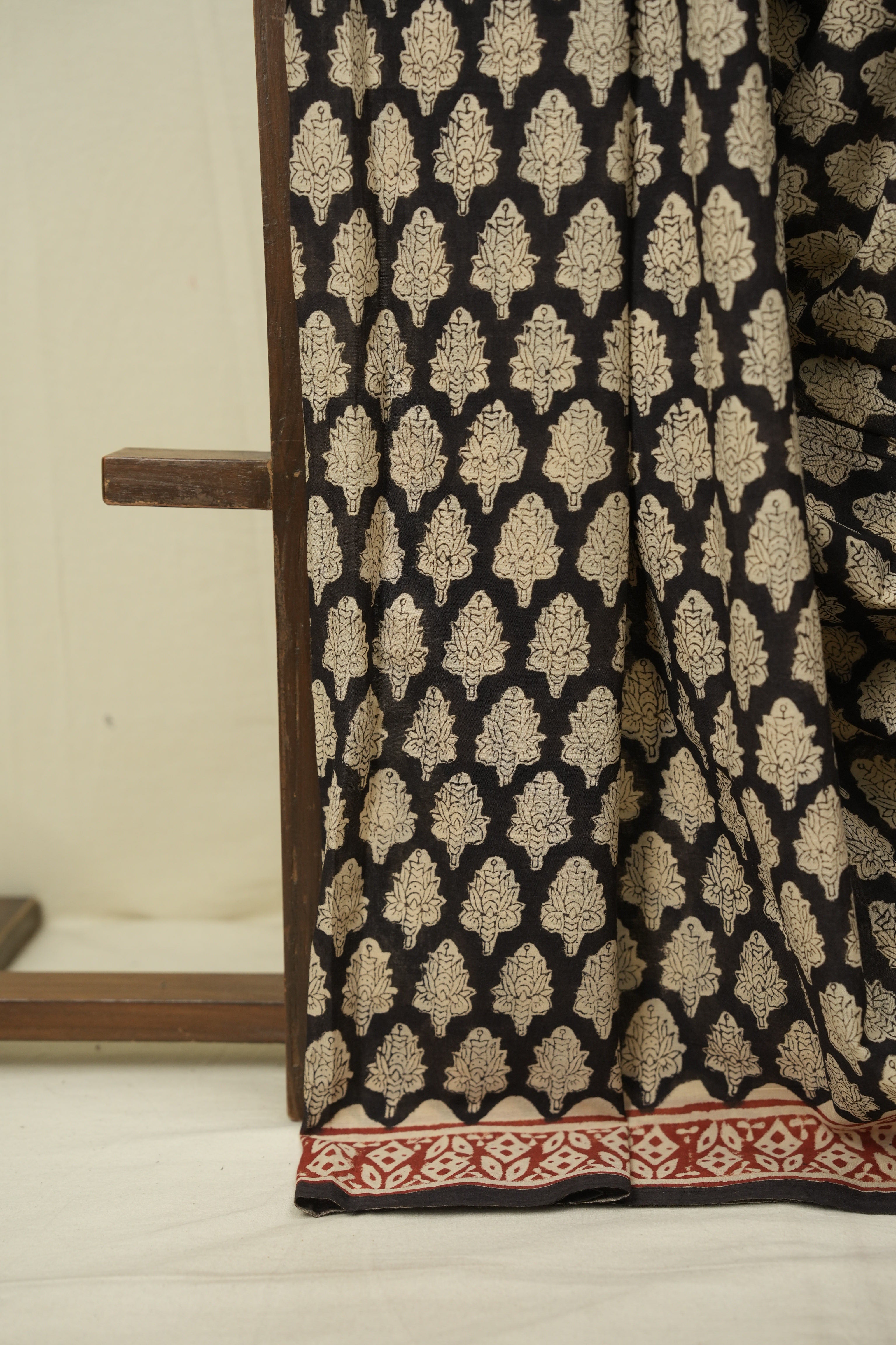 Black HBP Cotton Saree - SRBCS3630
