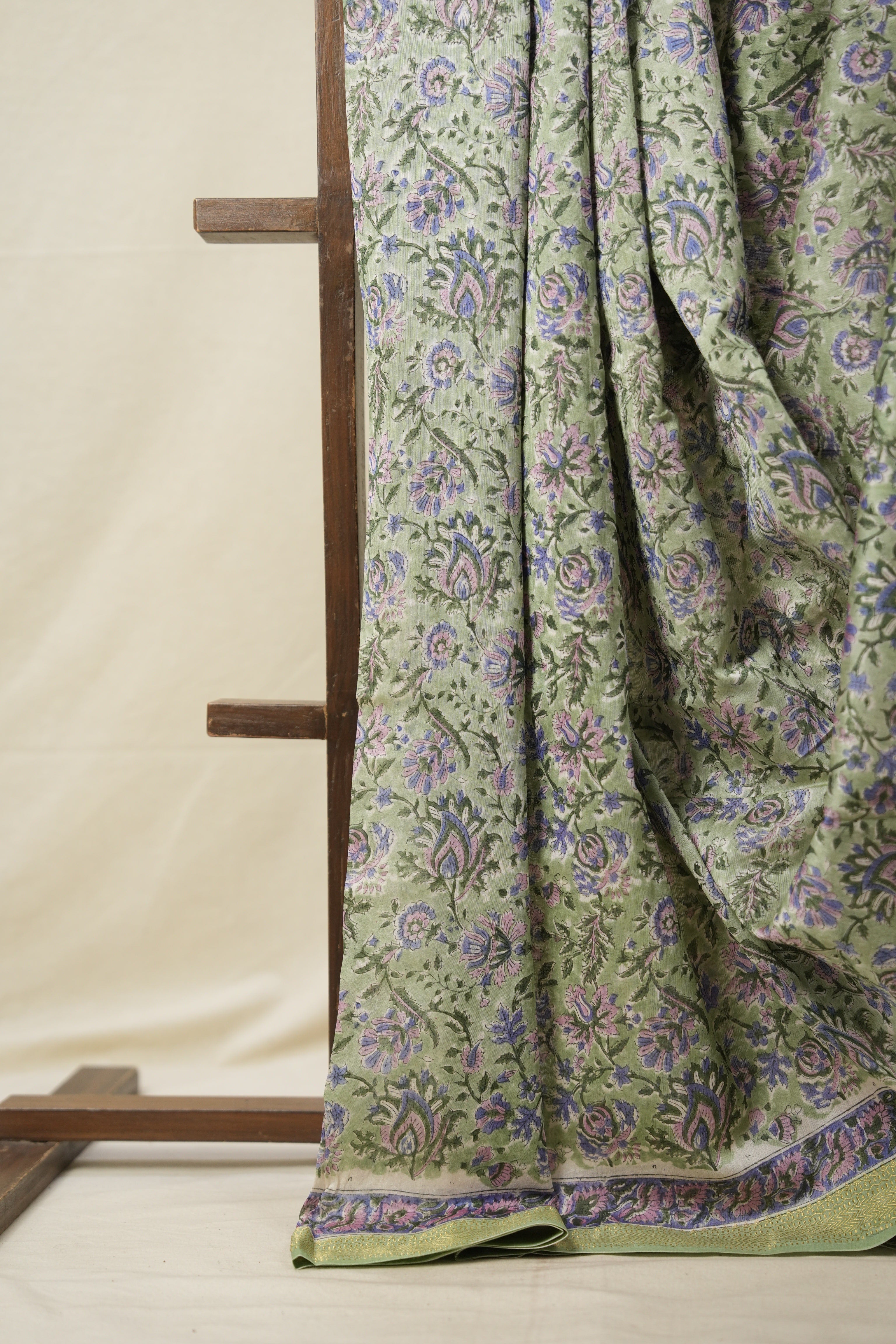 Pastel Green HBP Cotton Silk Saree With Maheshwari Border - SRPGCSS1311