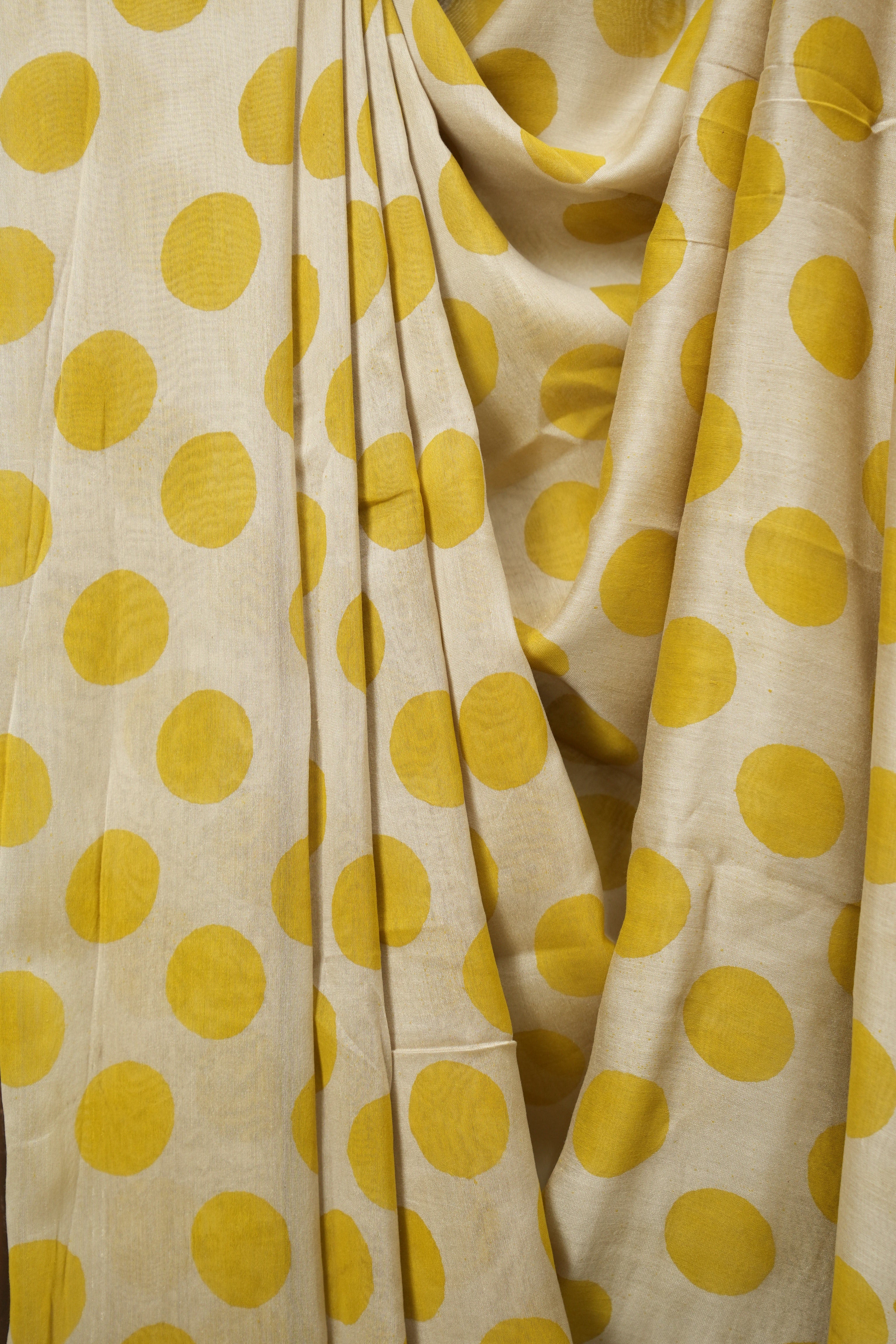 Off White HBP Cotton Silk Saree With Maheshwari Border - SRWCSS1729