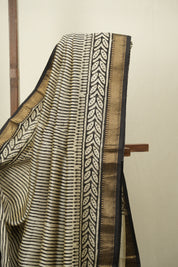 Cream HBP Cotton Silk Saree With Maheshwari Border - SRCCSS1726