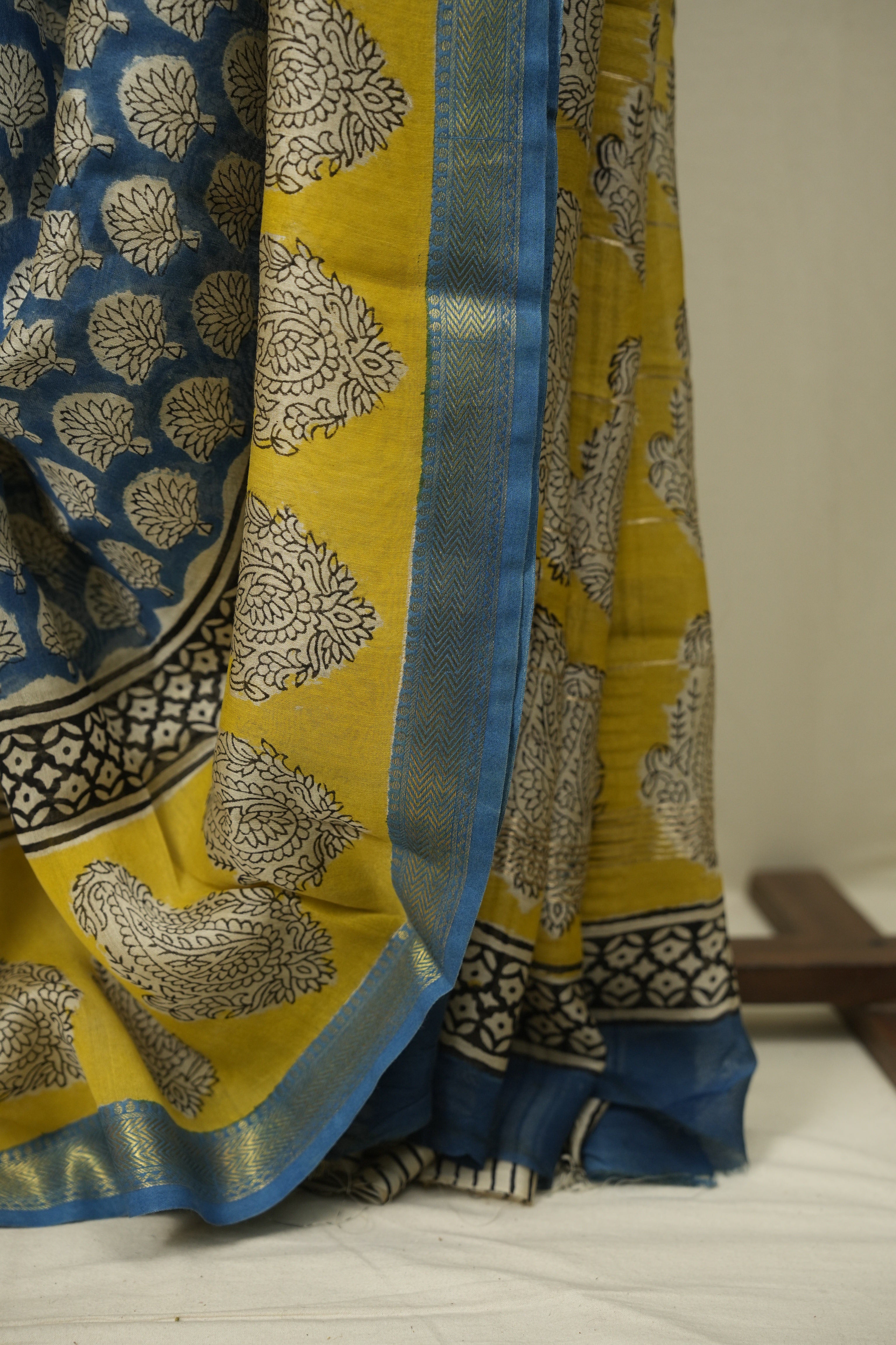 Peacock Blue HBP Cotton Silk Saree With Maheshwari Border - SRBCSS1727