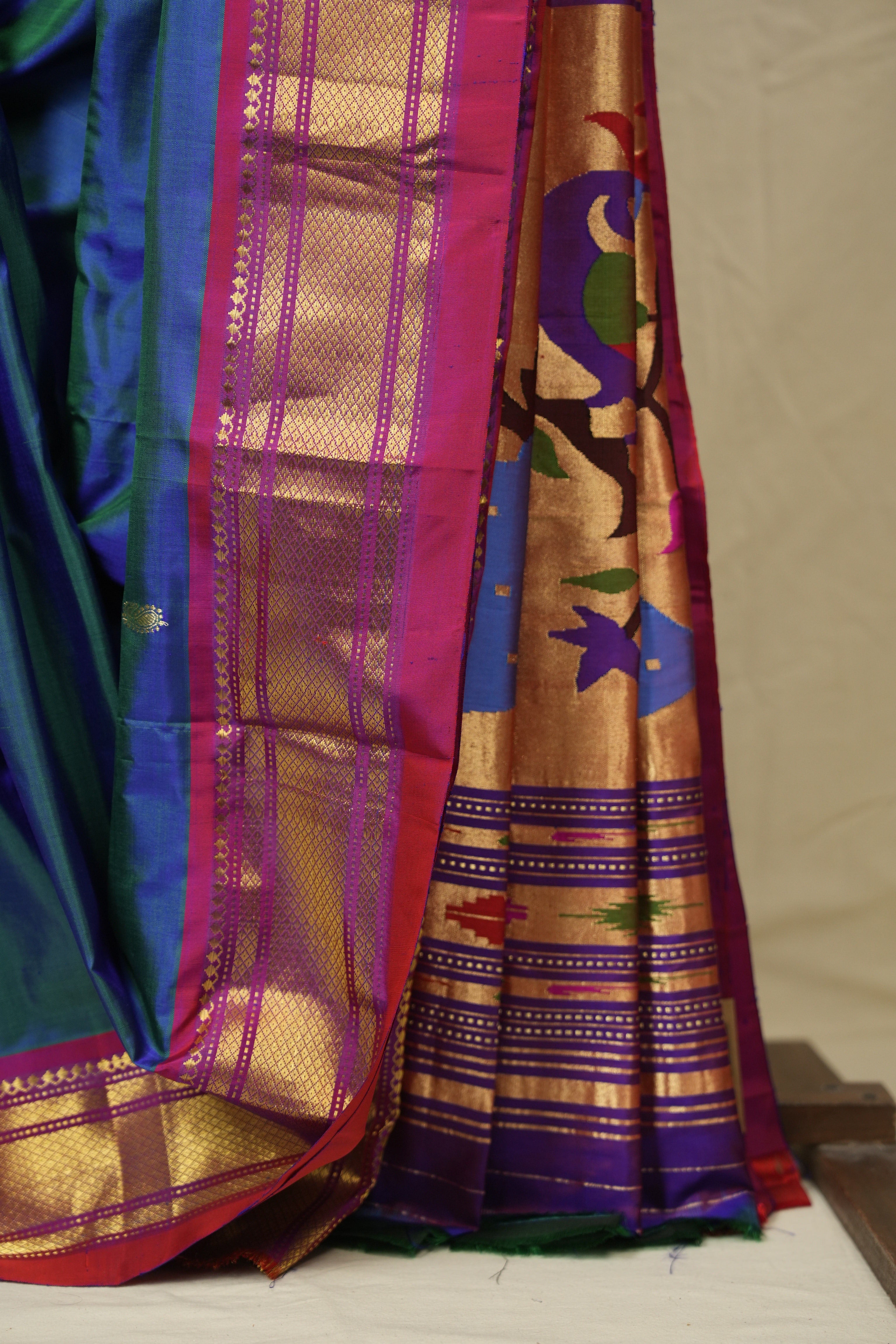 Dual Tone Blue Silk Paithani Saree - SRDTBSPS808