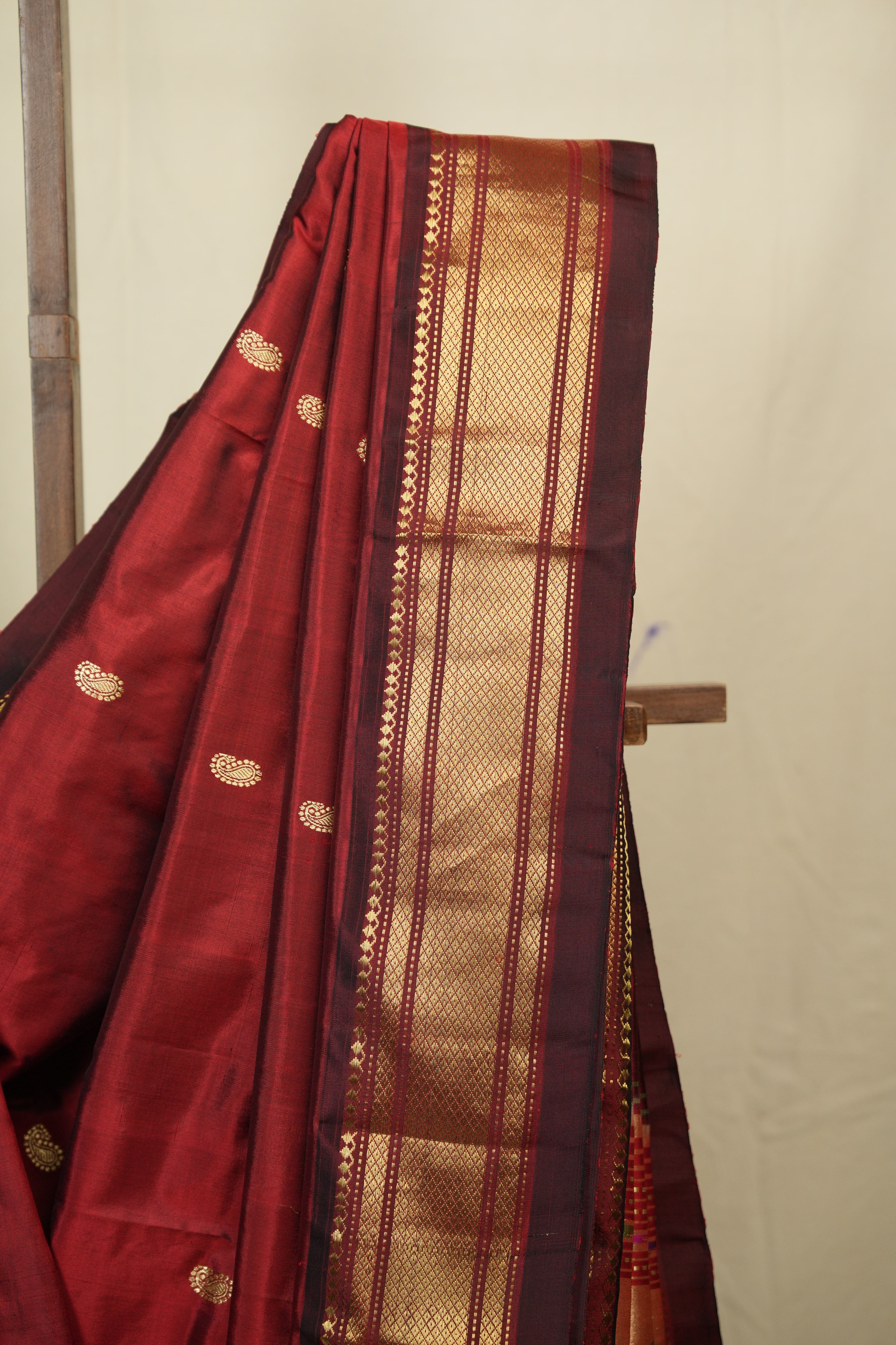 Maroon Silk Paithani Saree - SRMSPS807