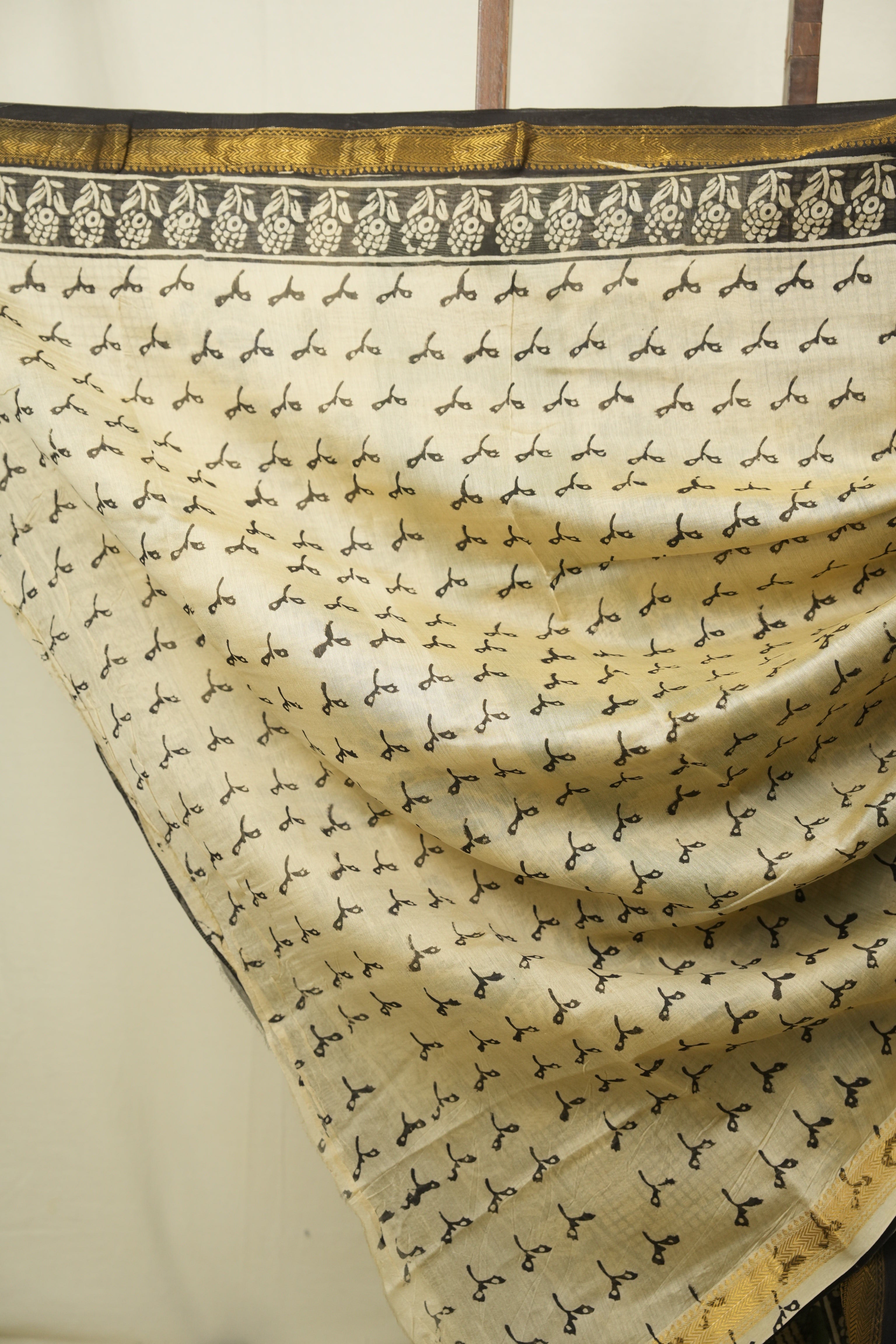 Mehandi HBP Cotton Silk Saree With Maheshwari Border - SRMCSS1732