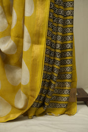 Yellow HBP Cotton Silk Saree With Maheshwari Border - SRYCSS1730