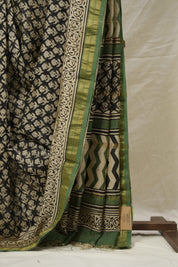 Black HBP Cotton Silk Saree With Maheshwari Border - SRBCSS1533