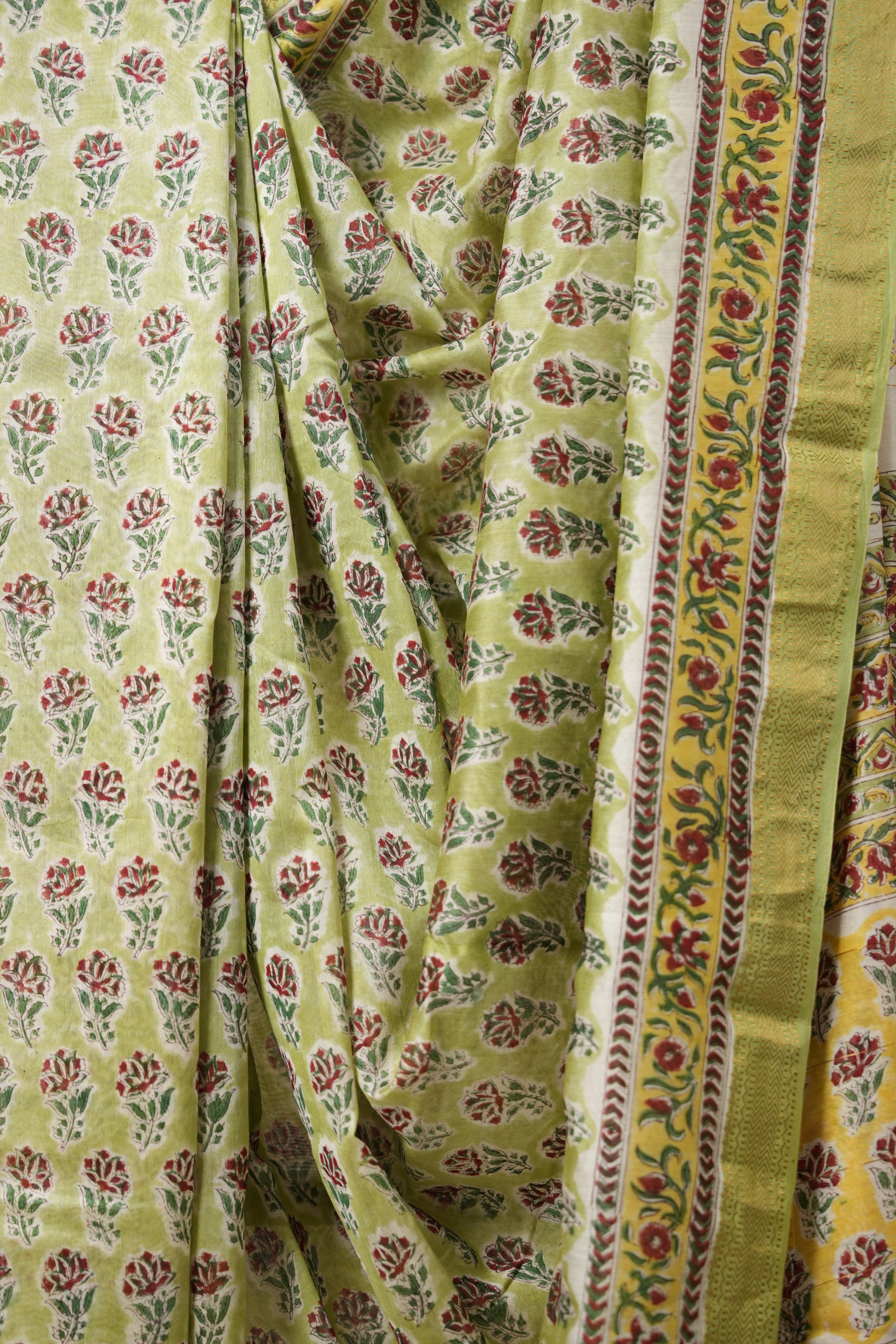 Parrot Green HBP Cotton Silk Saree With Maheshwari Border - SRPGCSS1323