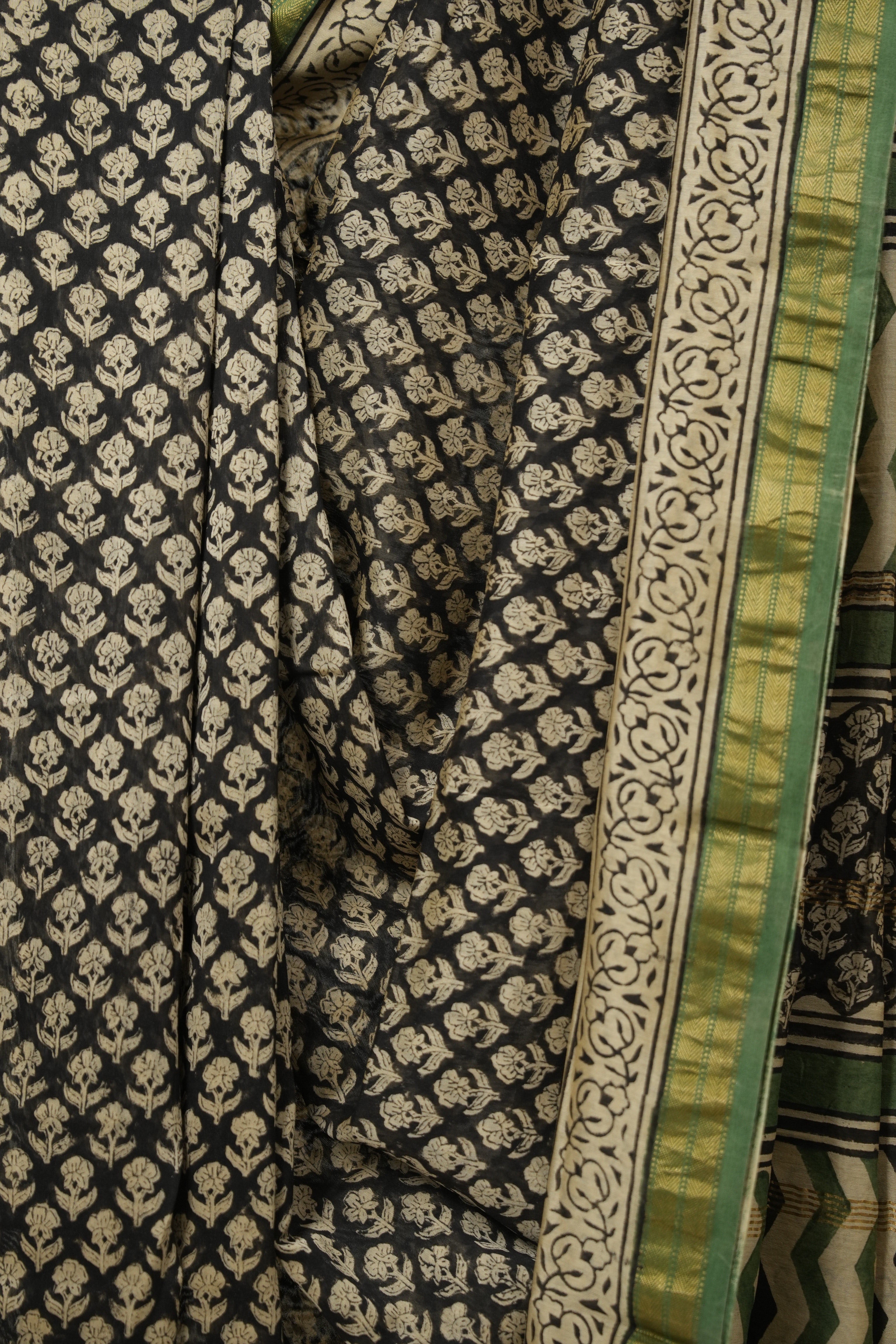 Black HBP Cotton Silk Saree With Maheshwari Border - SRBCSS1533