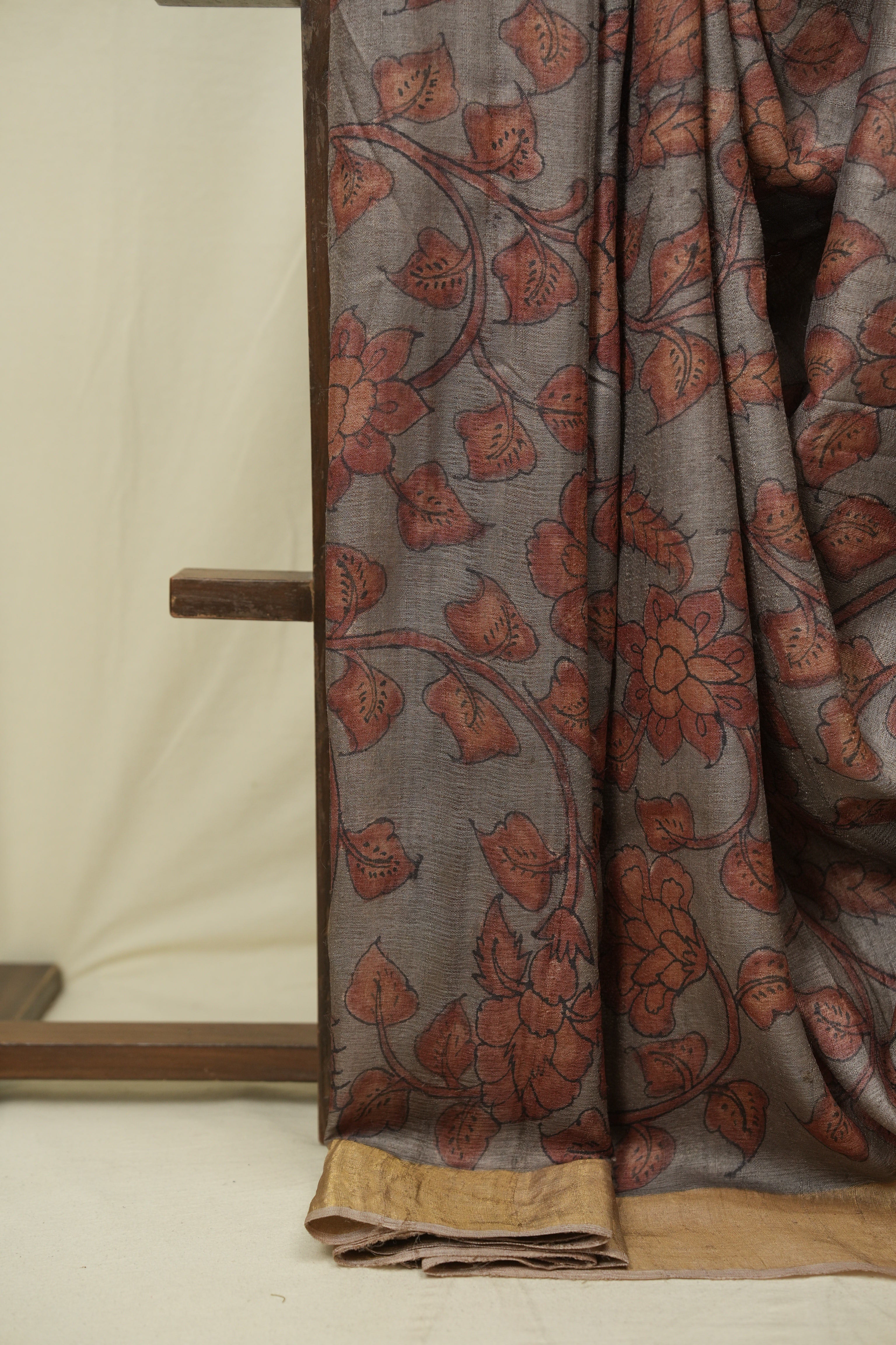 Grey Kalamkari Tussar Silk Saree - SRGKTSS46