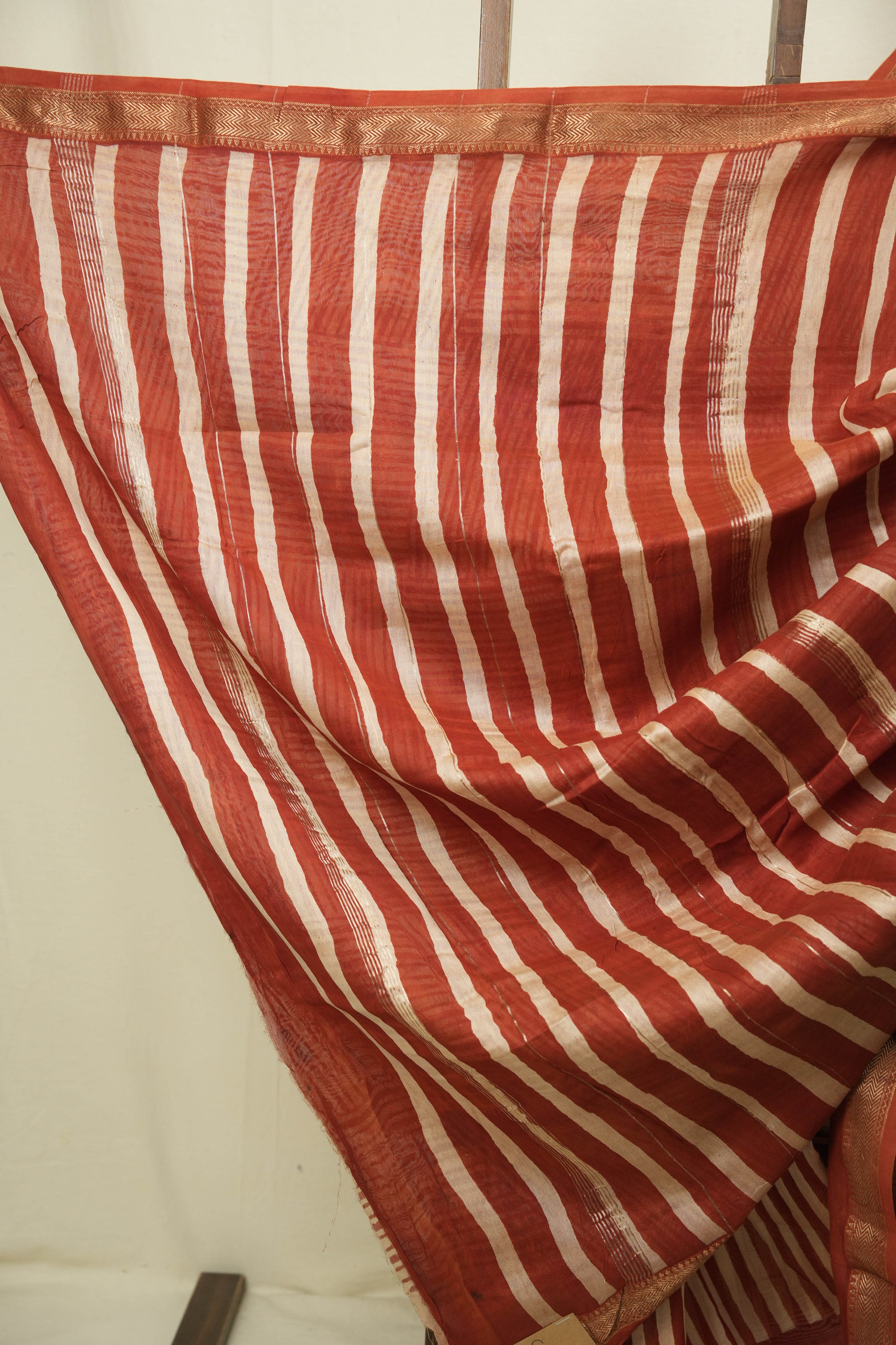 Red HBP Cotton Silk Saree With Maheshwari Border - SRRCSS1720