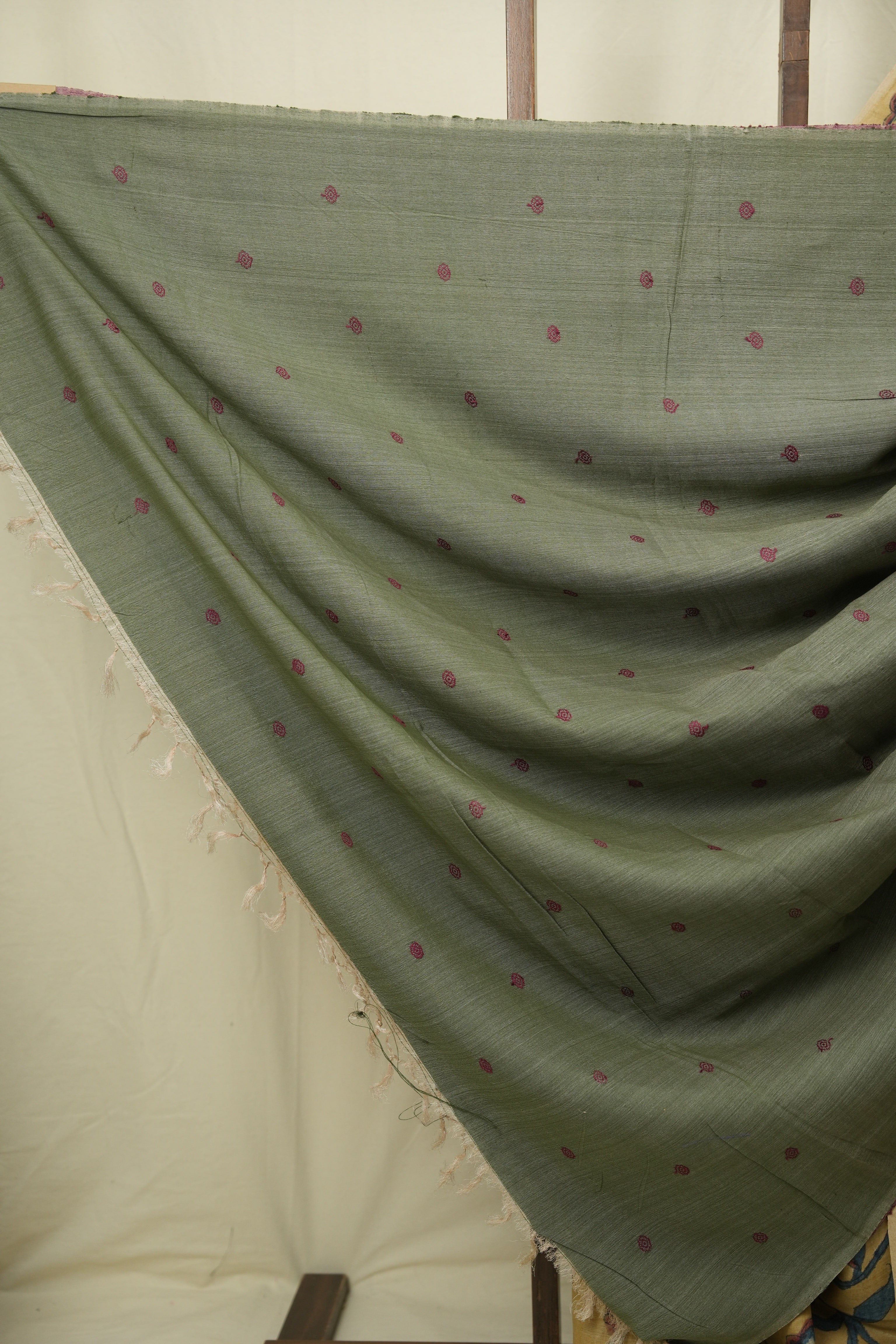 Light Yellow Kalamkari Tussar Silk Saree - SRLYKTSS52