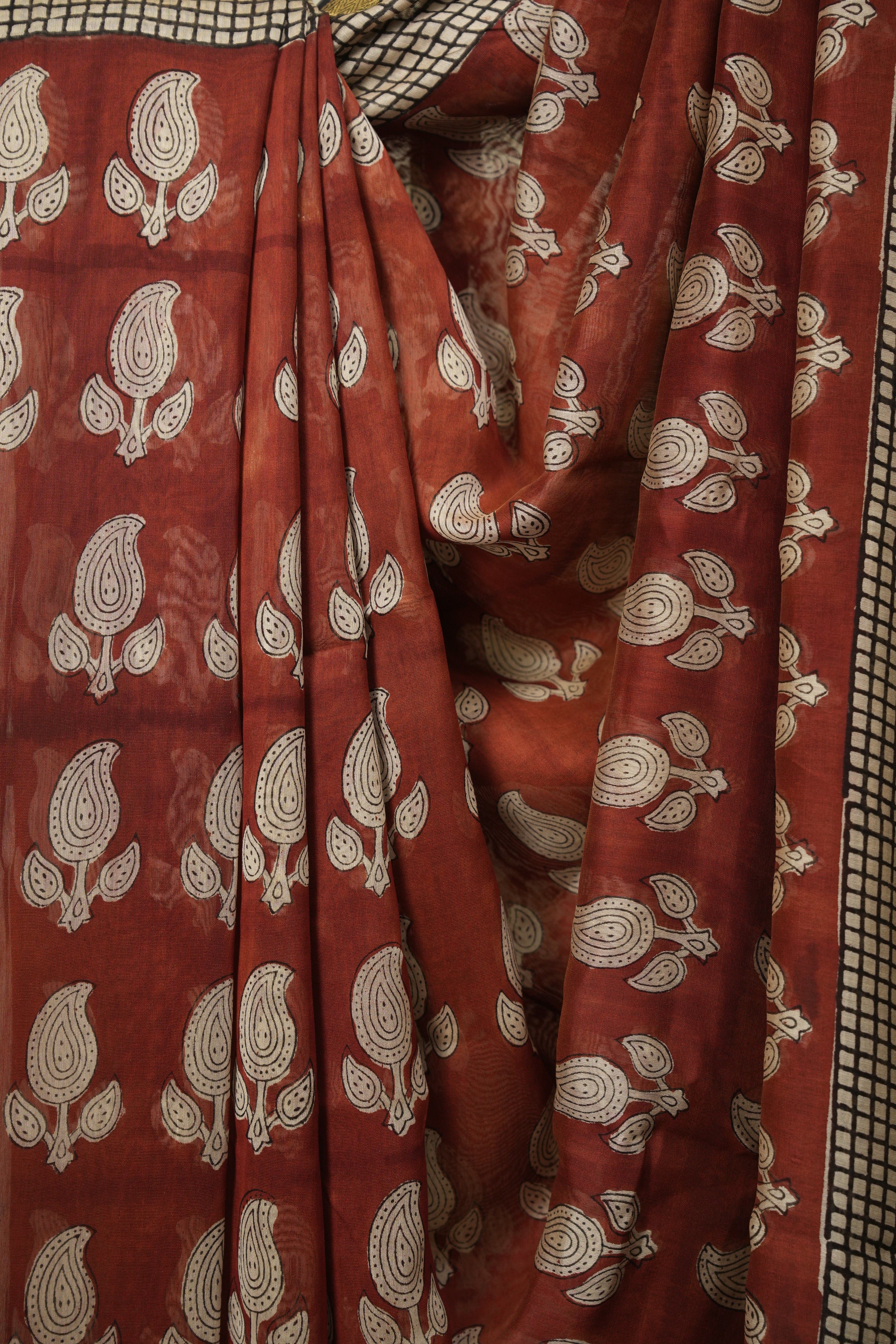 Red HBP Cotton Silk Saree With Maheshwari Border - SRRCSS1724