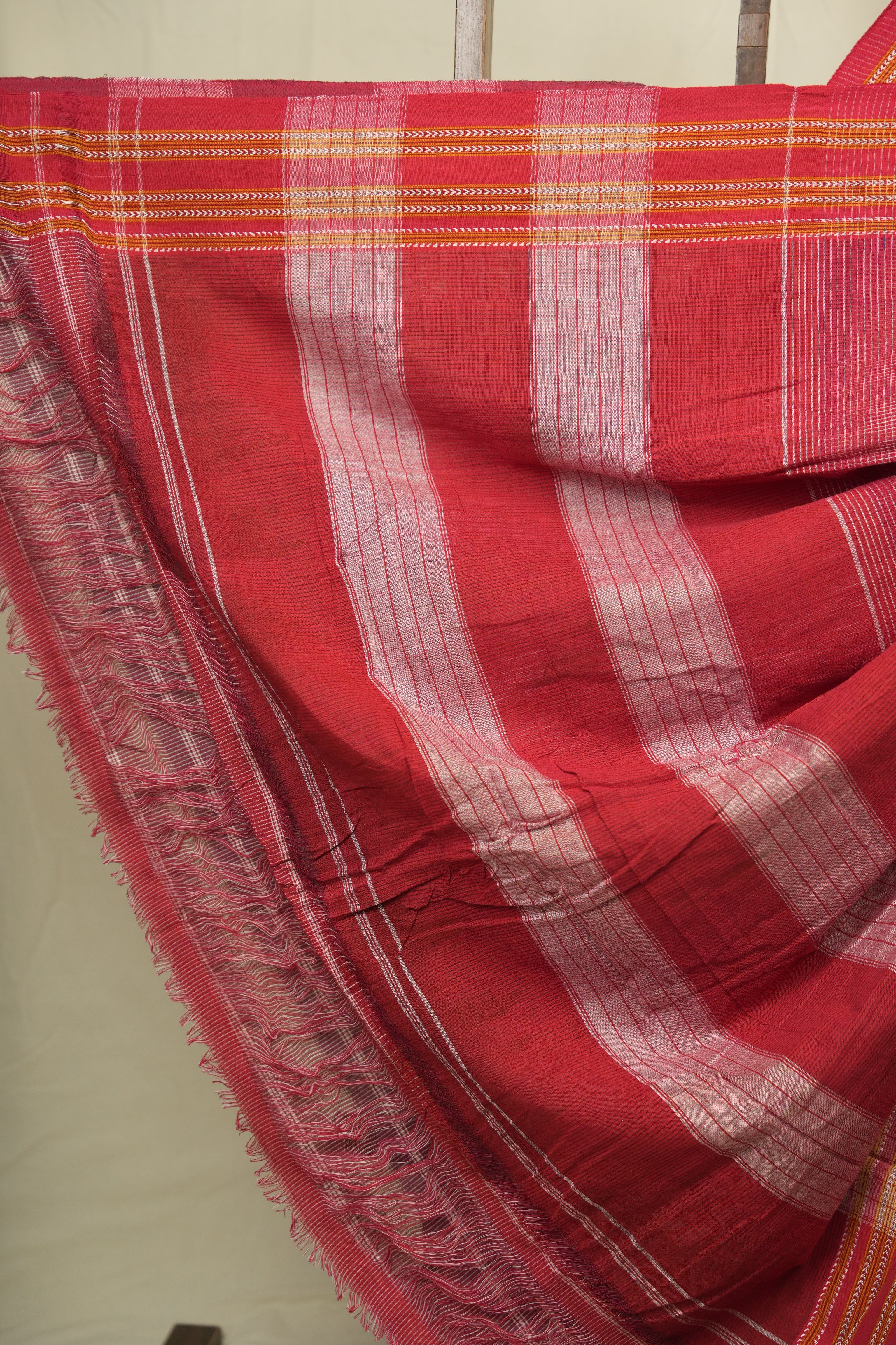 Red Small Checks Cotton Patteda Anchu Saree - SRRSCPAS353