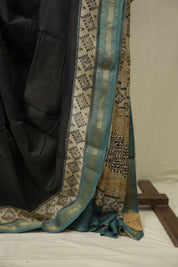 Black HBP Cotton Silk Saree With Maheshwari Border - SRBCSS1723
