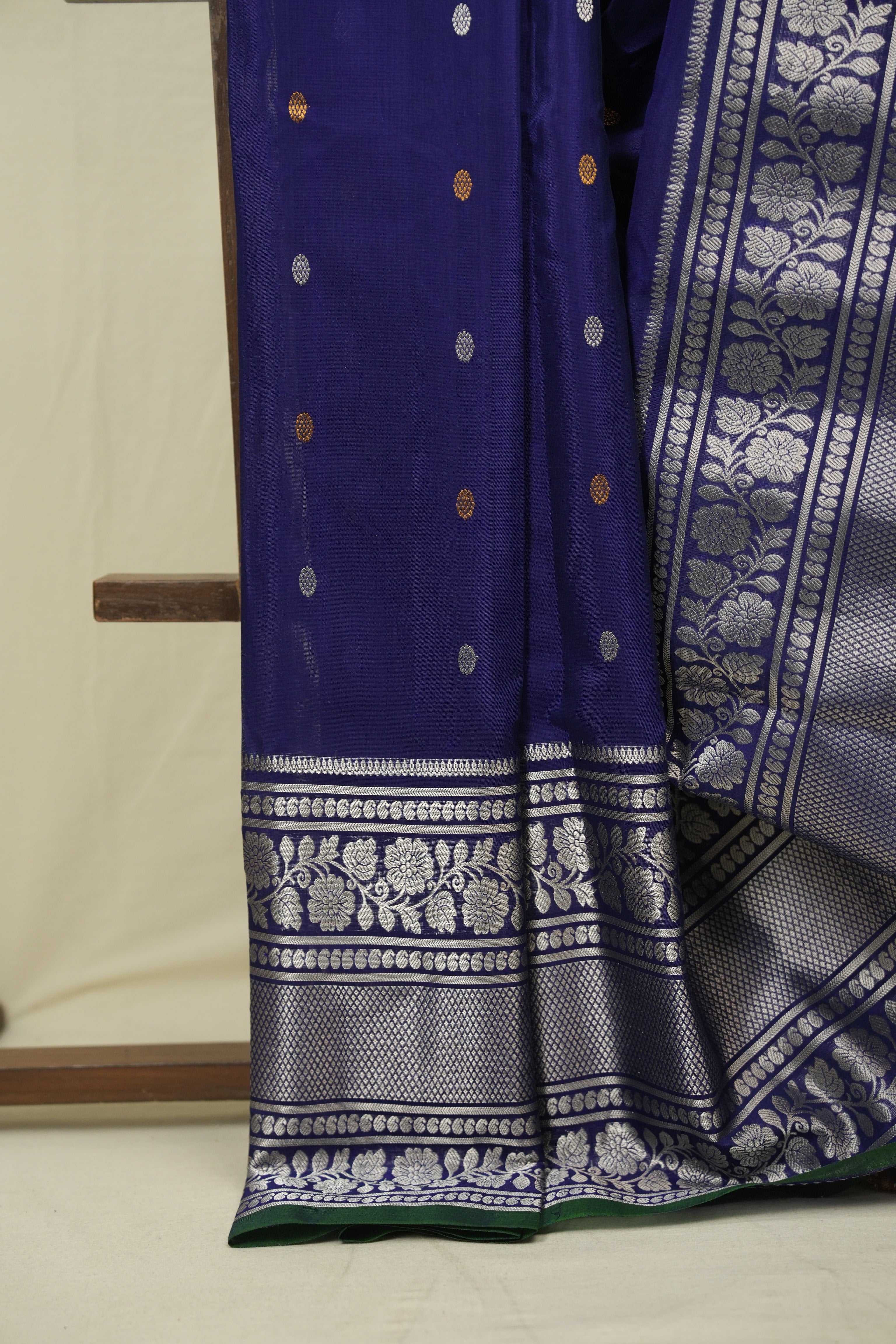 Navy Blue Gadwal Cotton Silk  Saree - SRNBGCSS196