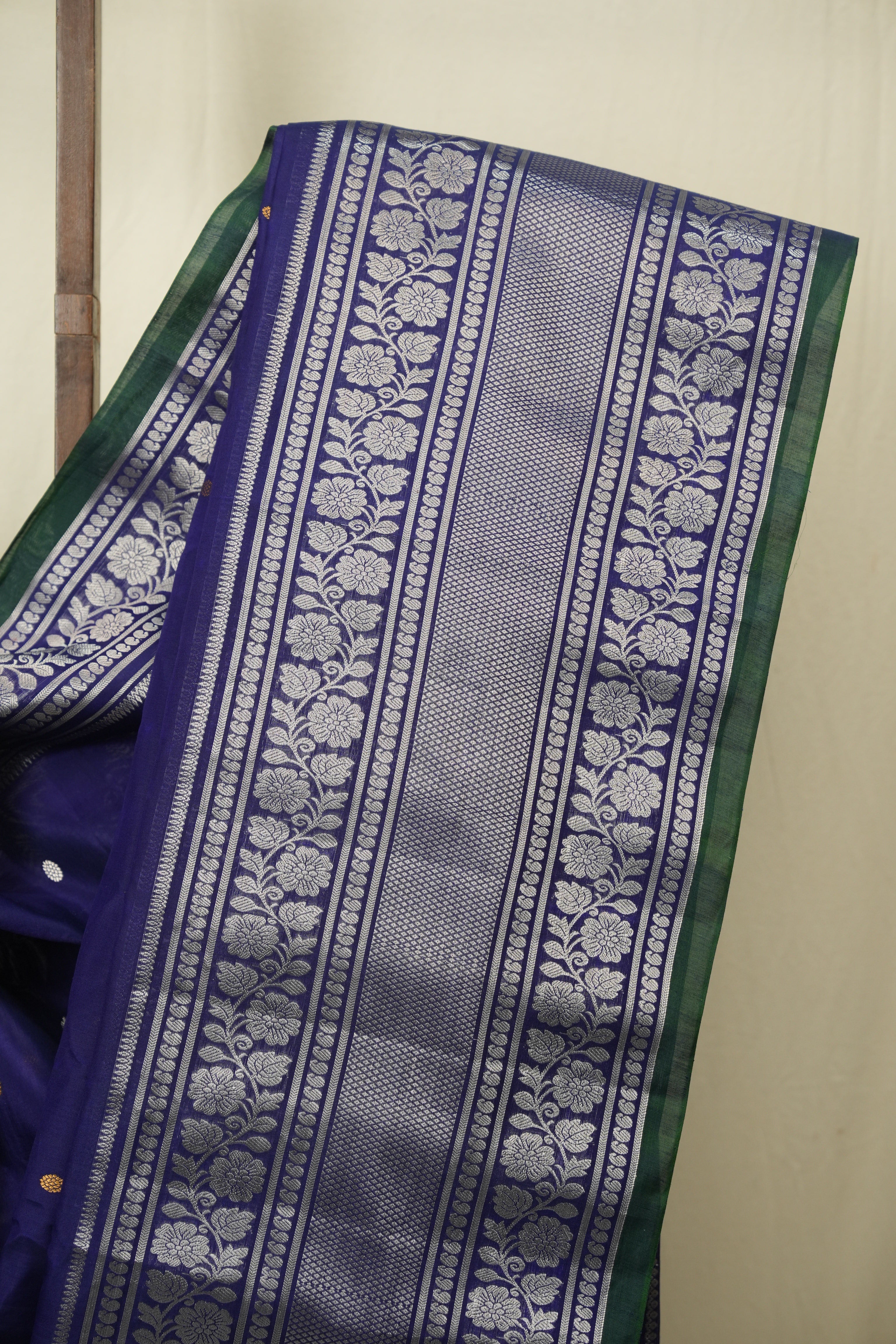 Navy Blue Gadwal Cotton Silk  Saree - SRNBGCSS196