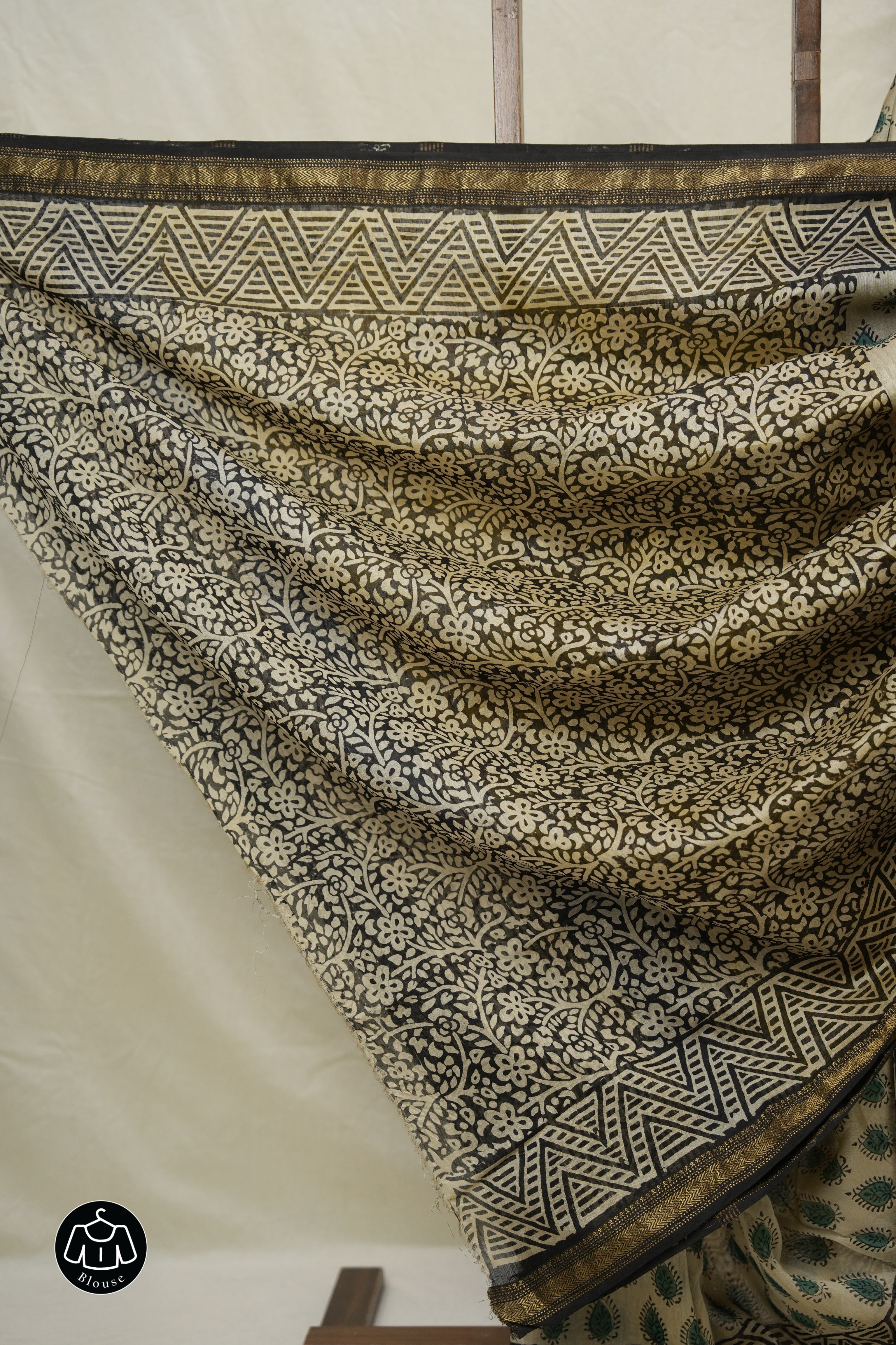 Cream HBP Cotton Silk Saree With Maheshwari Border - SRCCSS1524