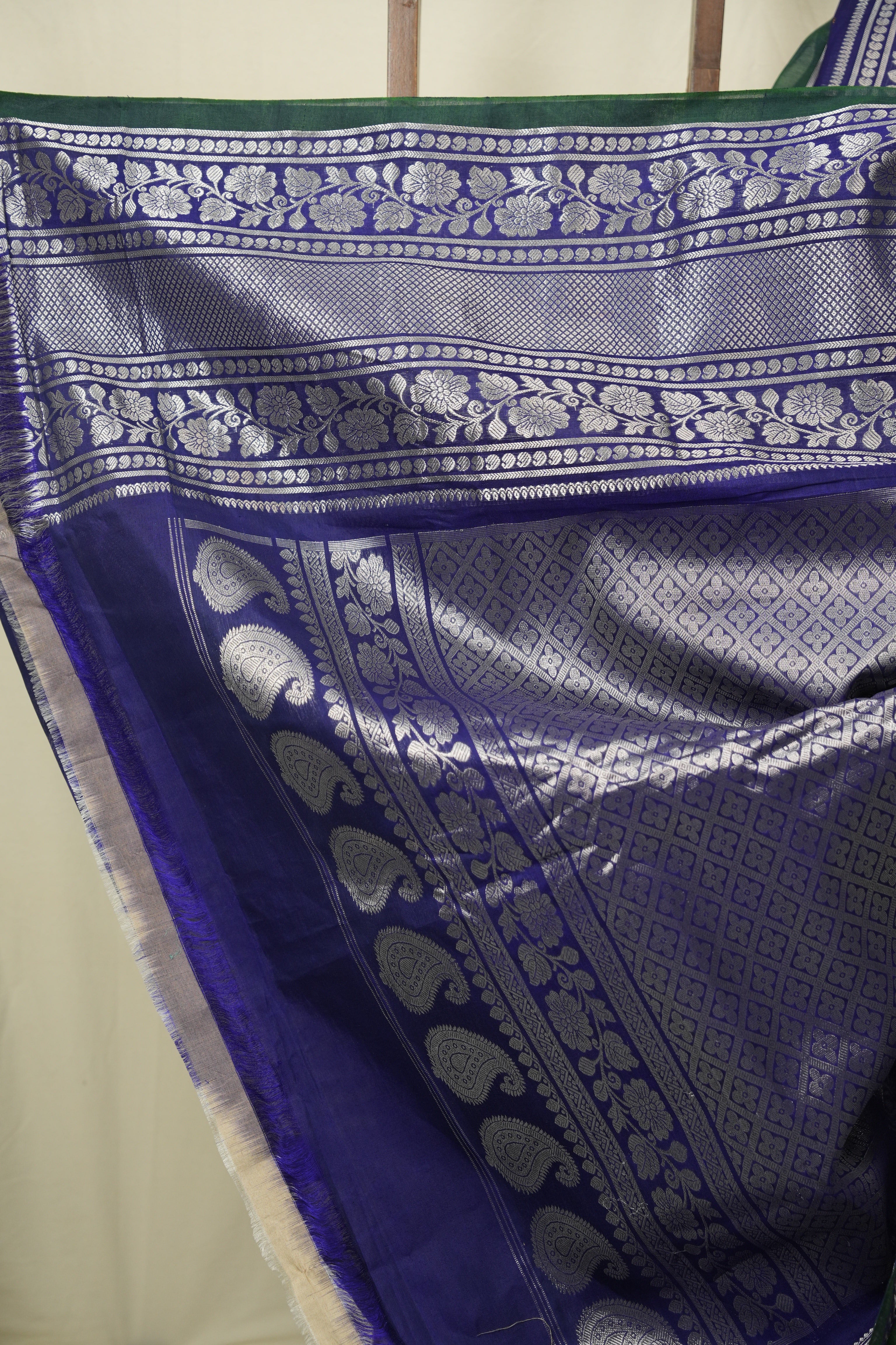 Navy Blue Gadwal Cotton Silk  Saree - SRNBGCSS196