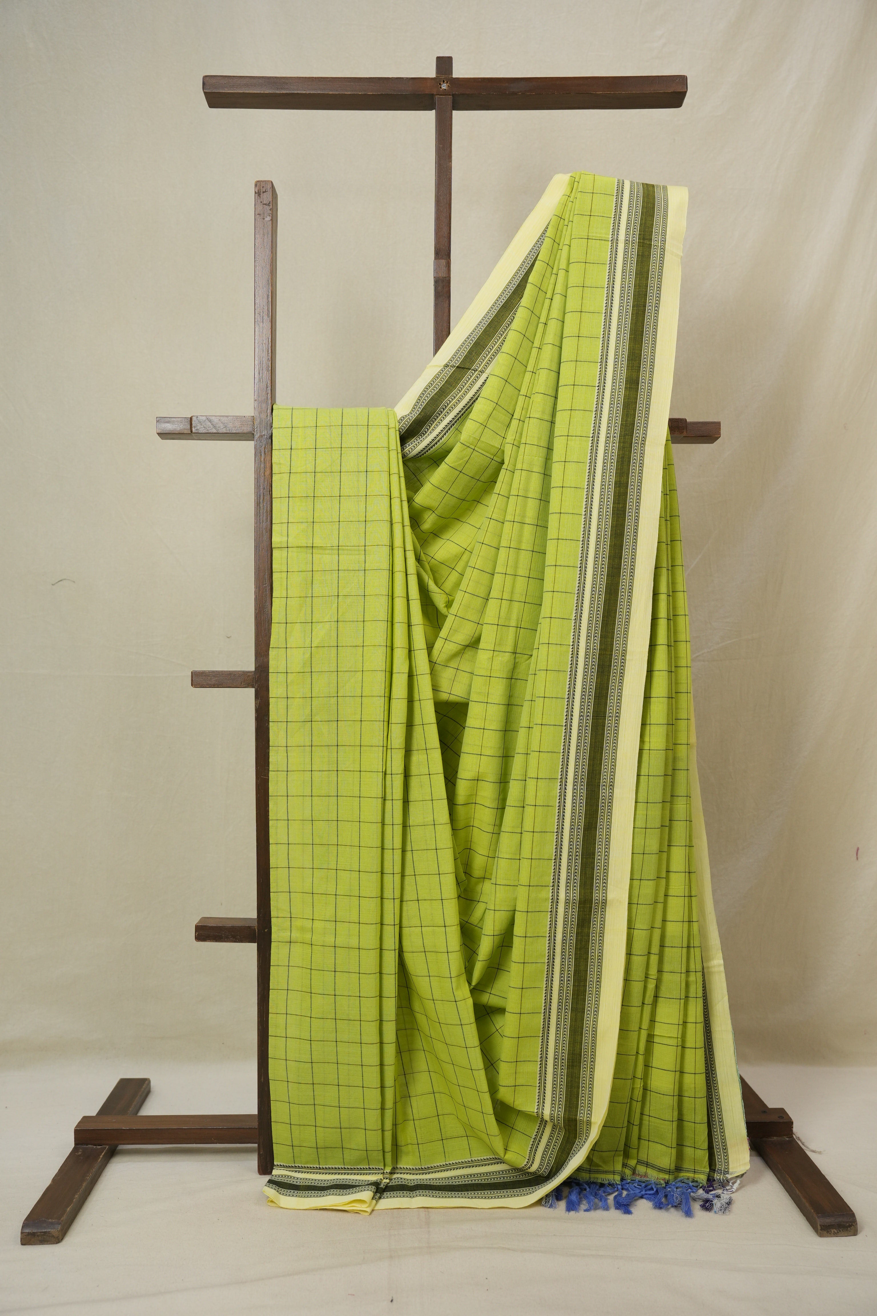 Parrot Green Cotton Ilkal Saree - SRPGCIS922