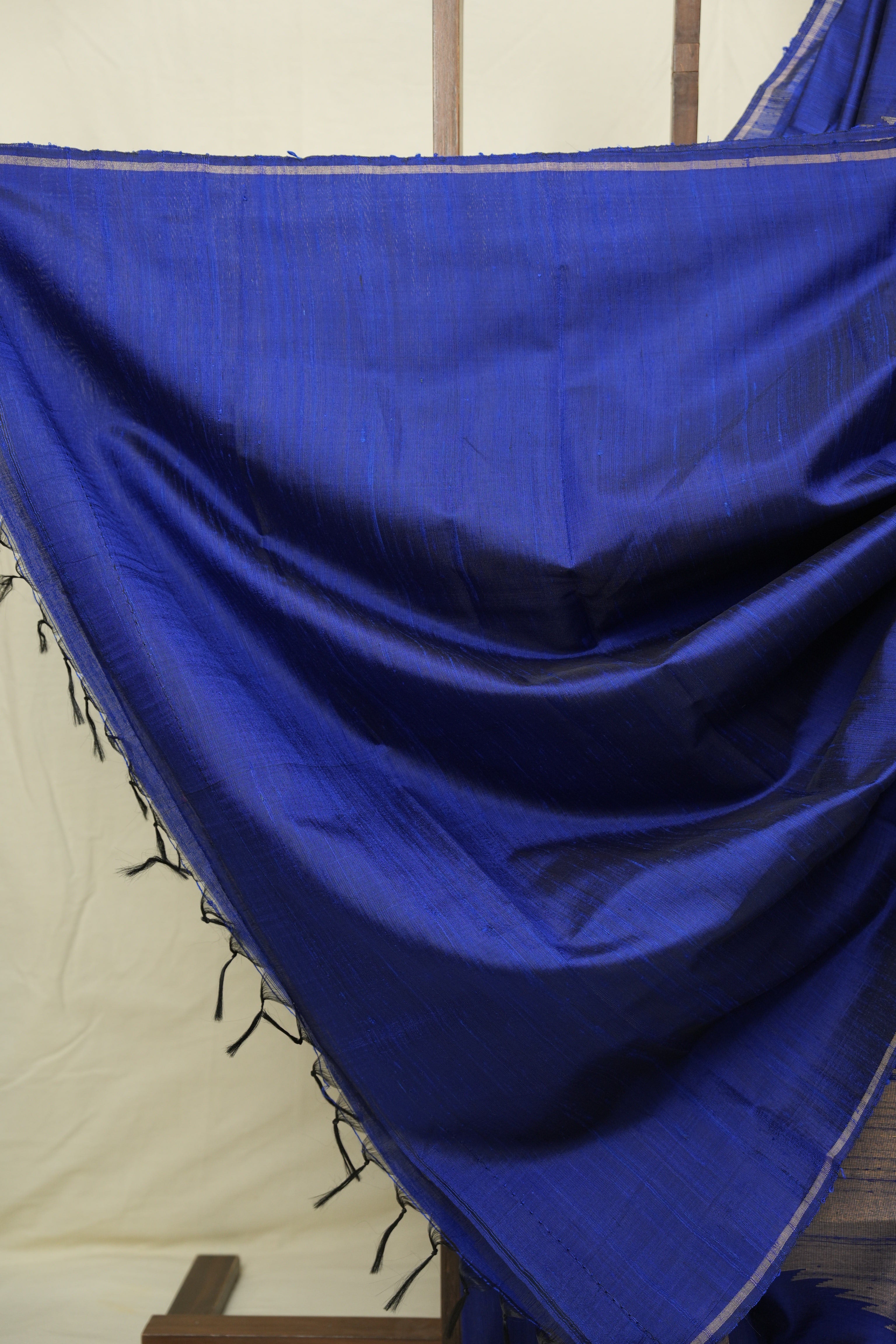 Royal Blue Raw Silk Saree - SRRBRSS1017