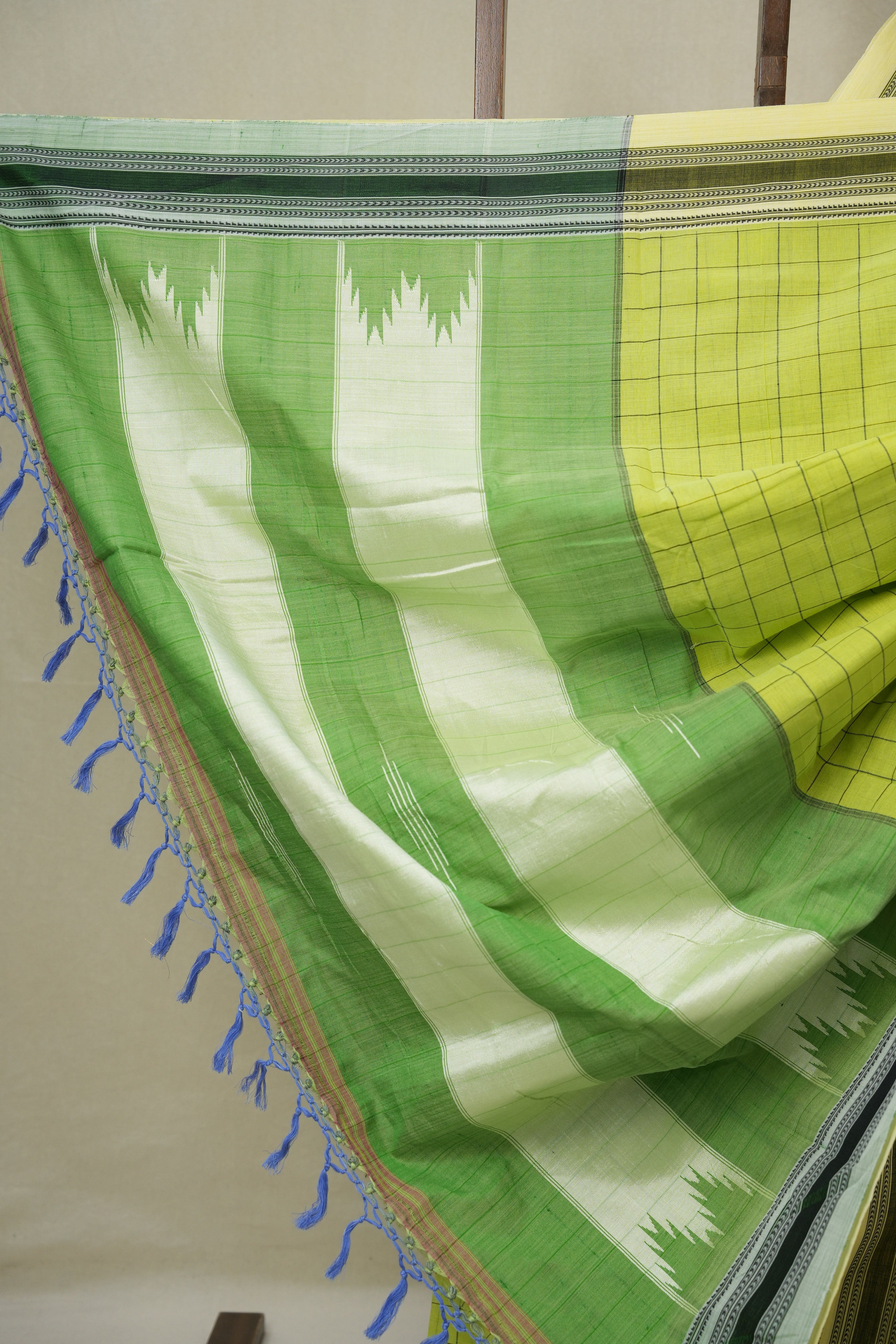 Parrot Green Cotton Ilkal Saree - SRPGCIS922