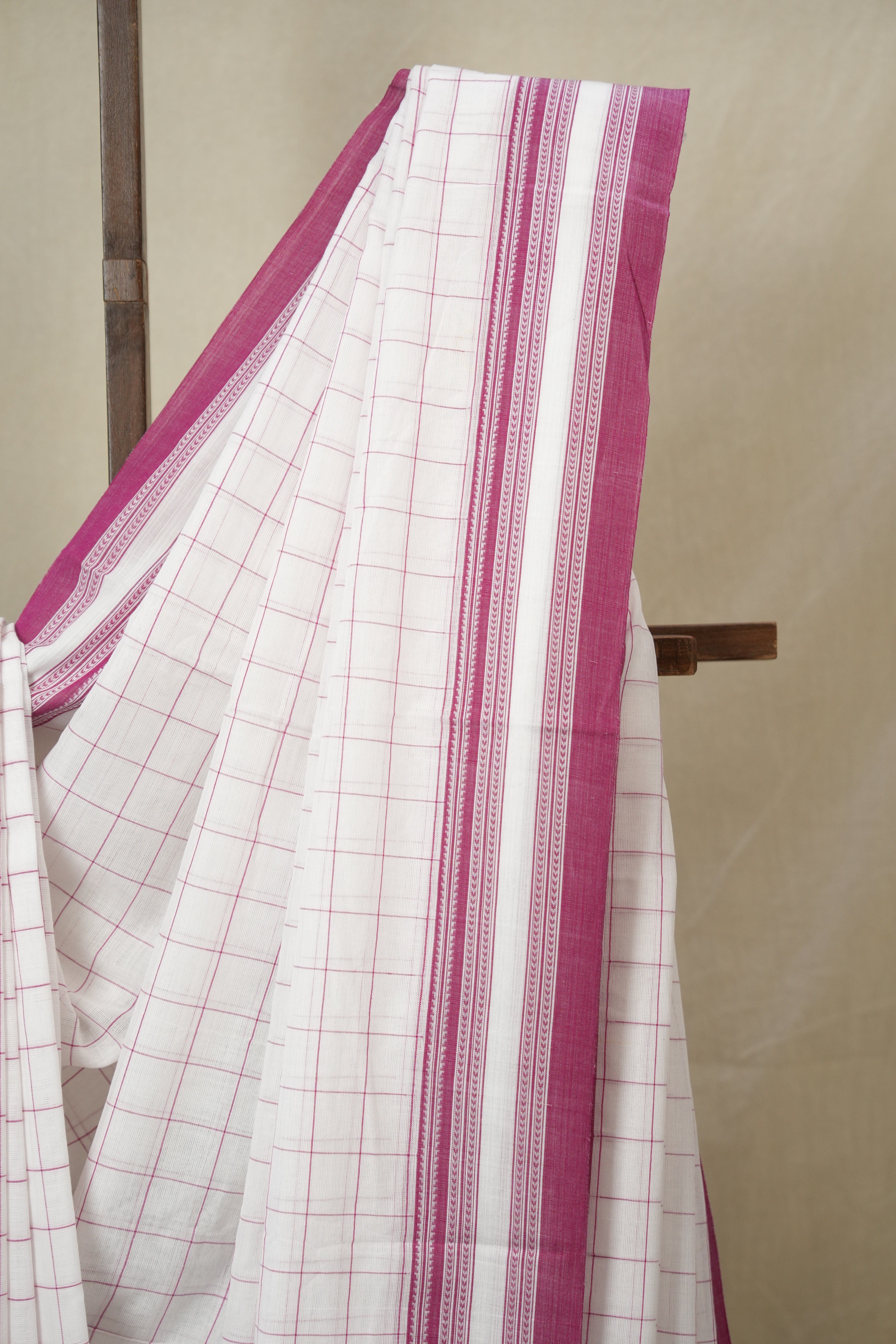 White Cotton Ilkal Saree - SRWCIS921