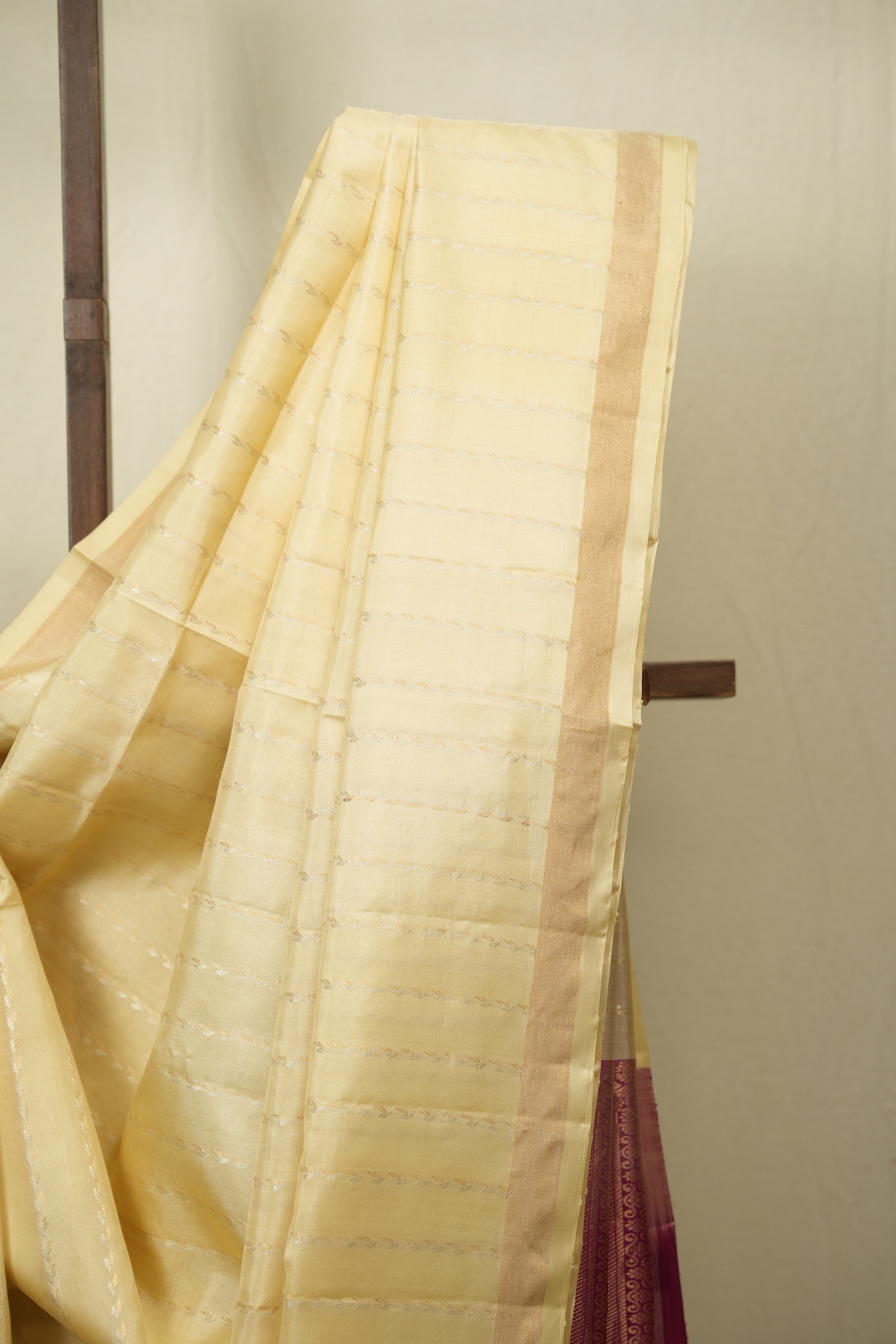 Cream Soft Silk Saree - SRCSSS459