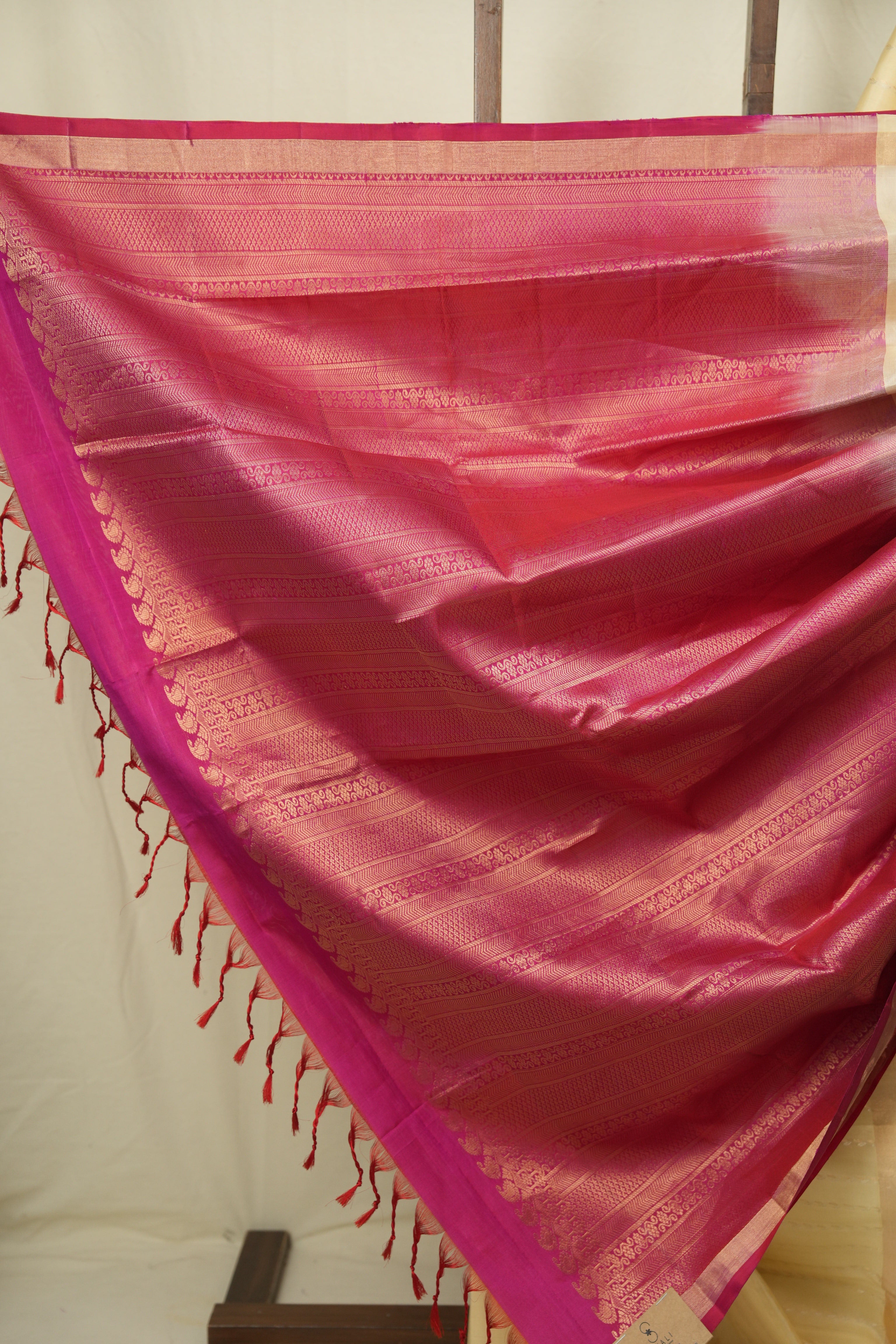 Cream Soft Silk Saree - SRCSSS459