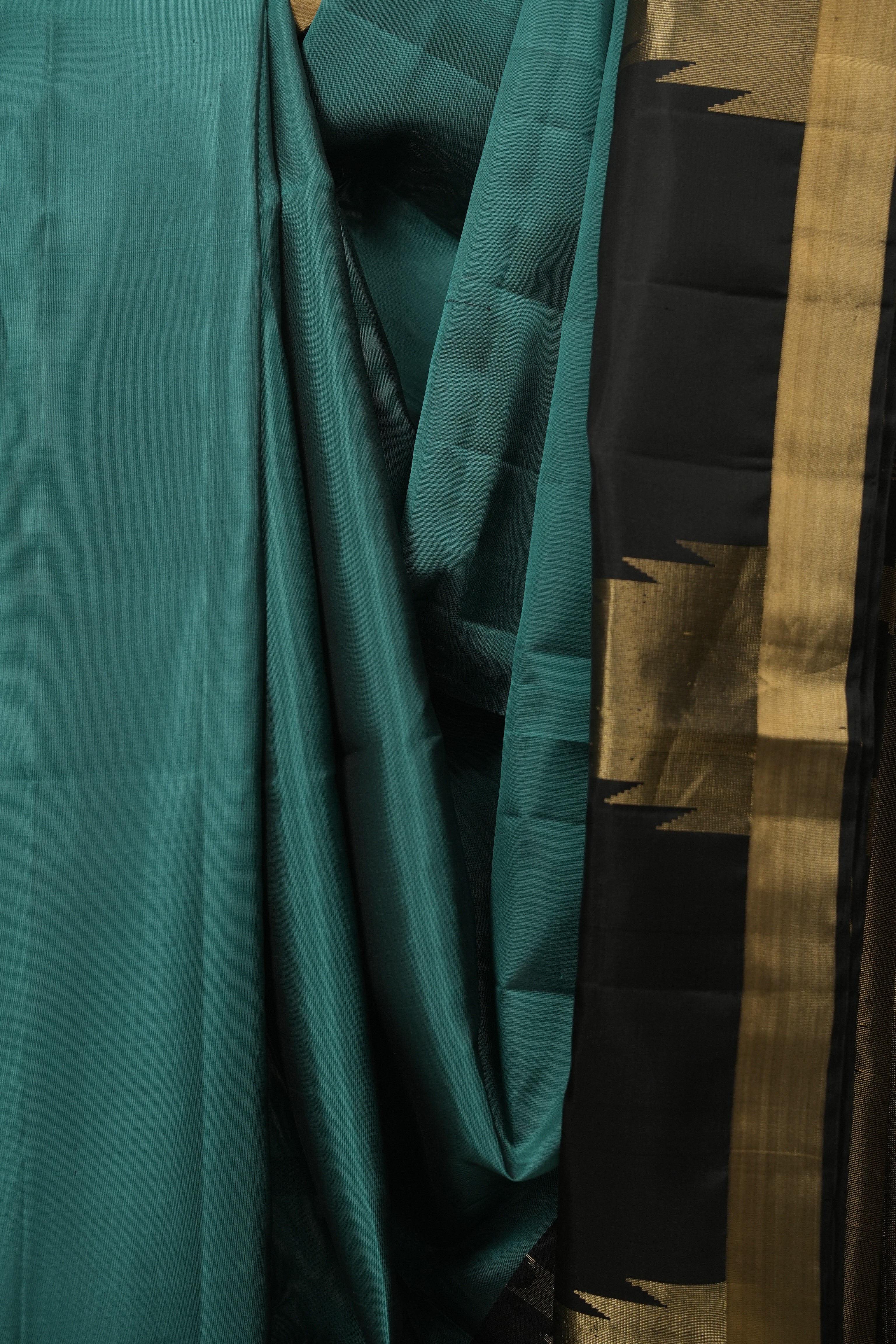 Metallic Green Soft Silk Saree - SRMGSSS463
