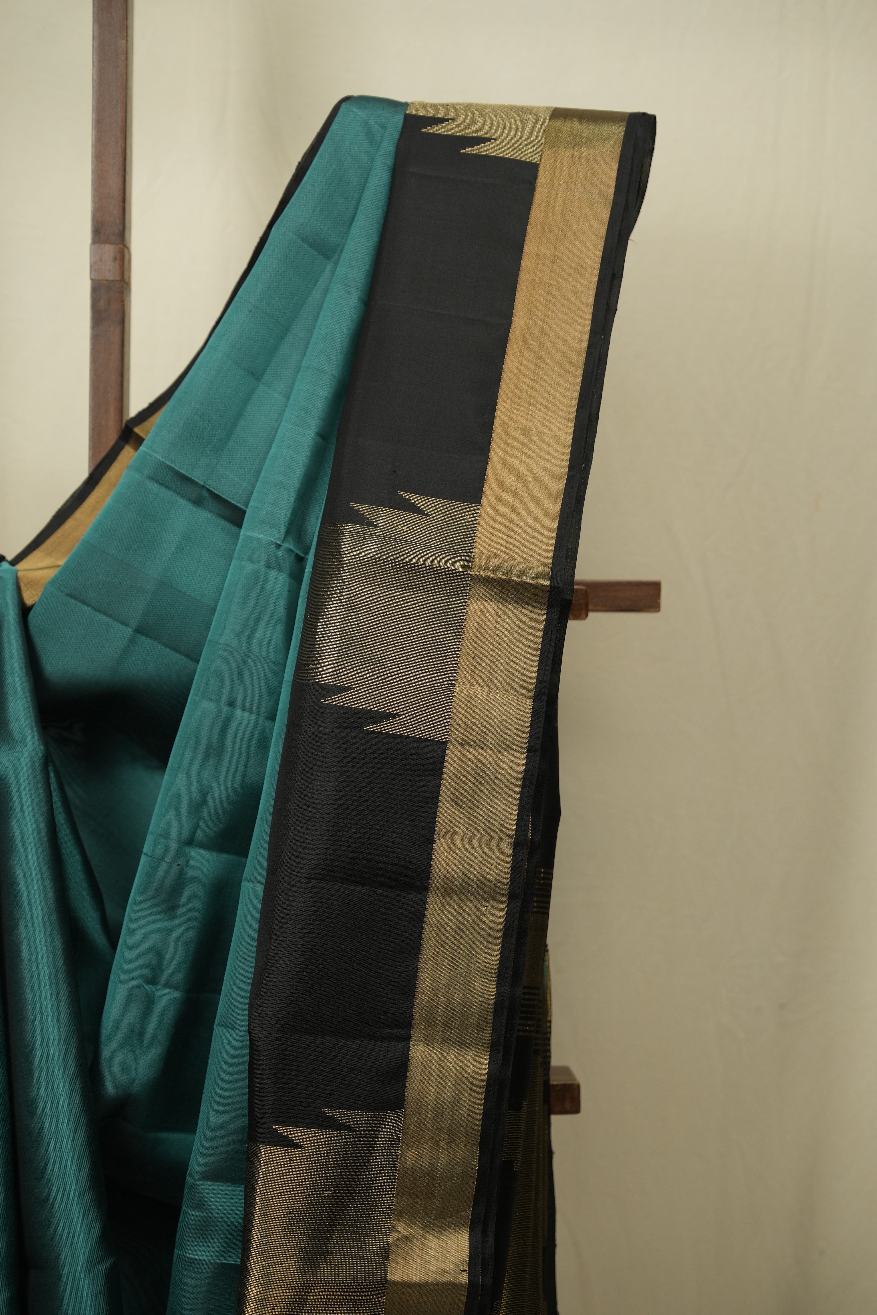 Metallic Green Soft Silk Saree - SRMGSSS463