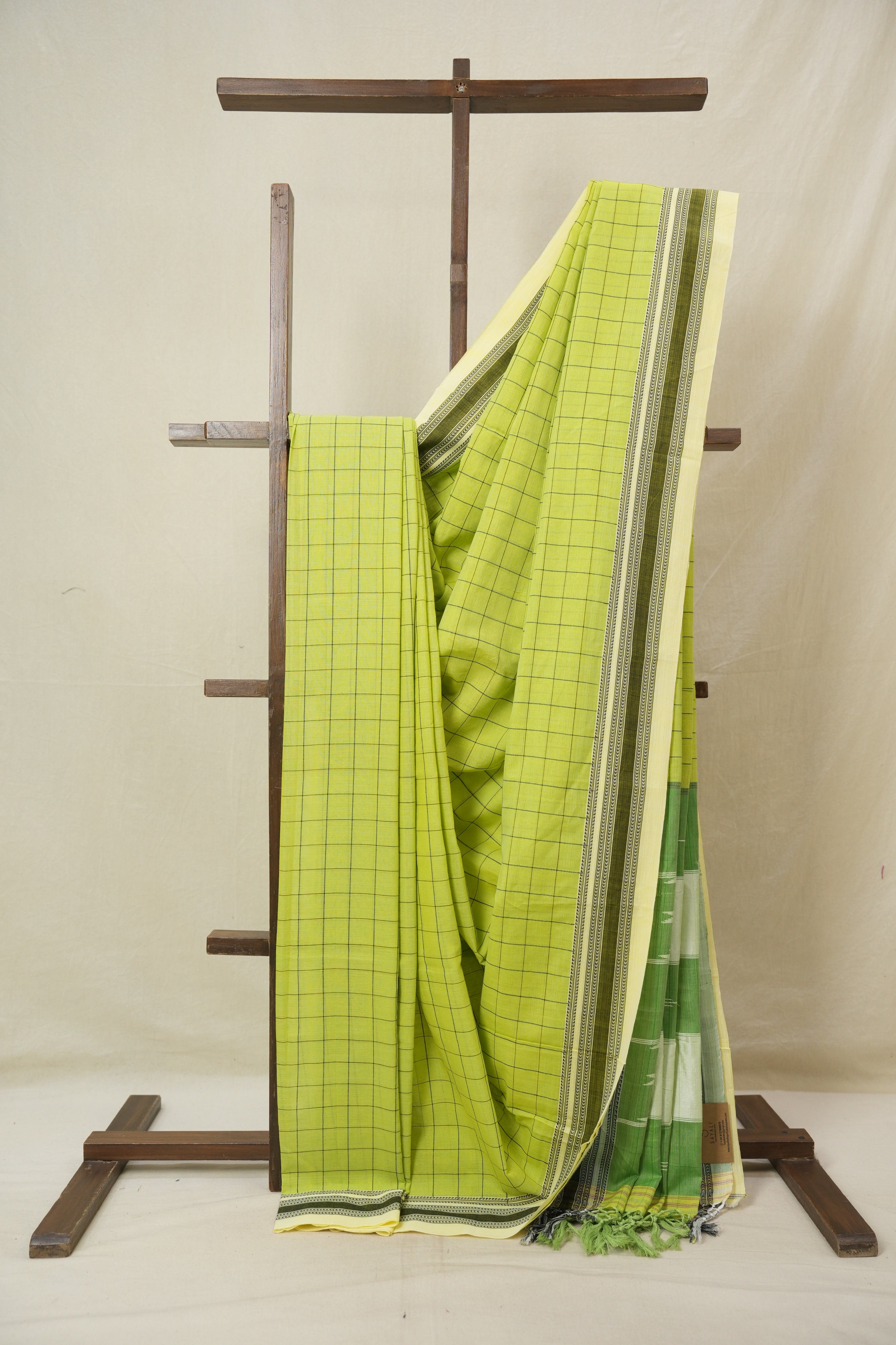 Parrot Green Cotton Ilkal Saree - SRPGCIS916
