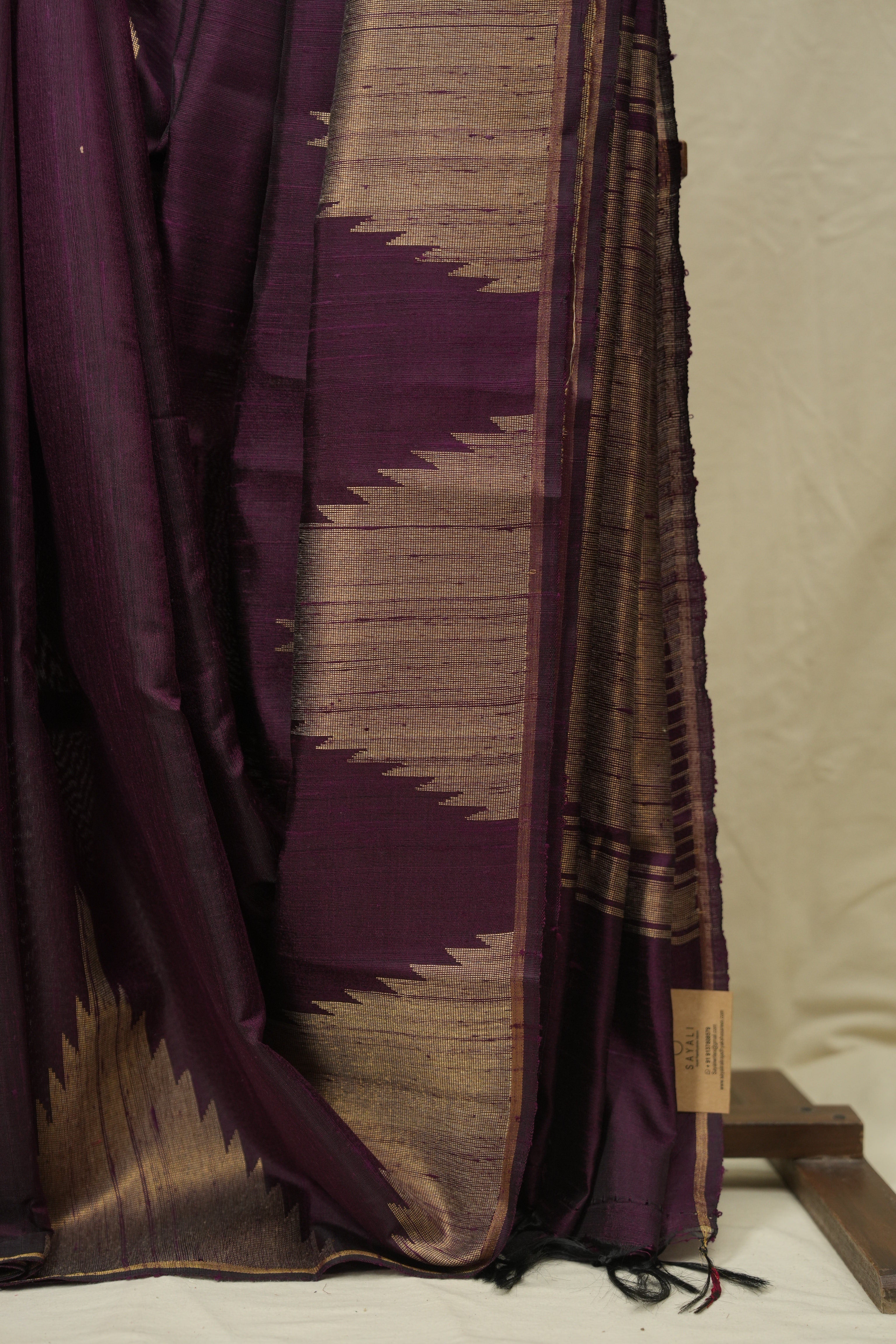 Wine Raw Silk Saree - SRWRSS1011