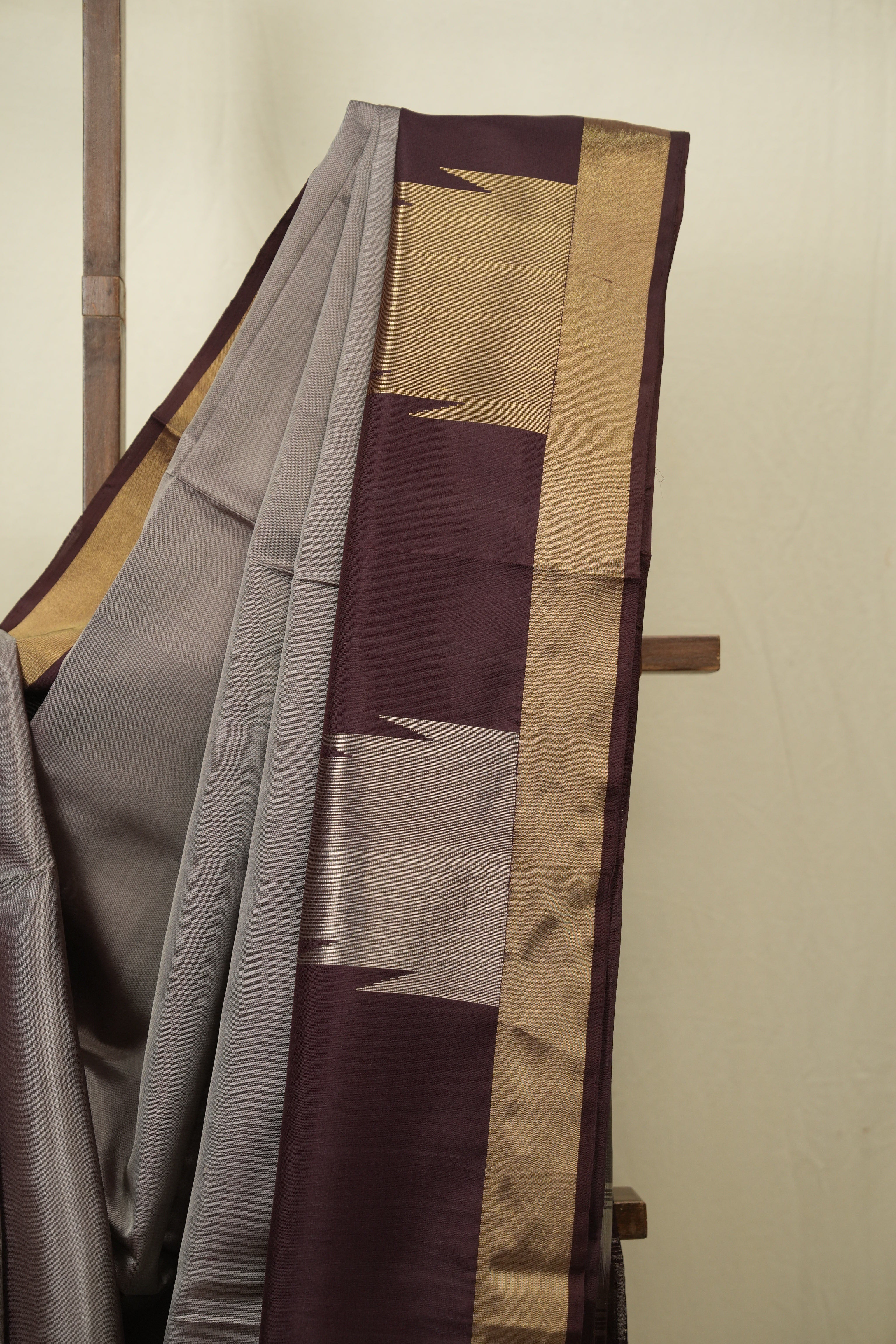 Metallic Grey Soft Silk Saree - SRMGSSS465