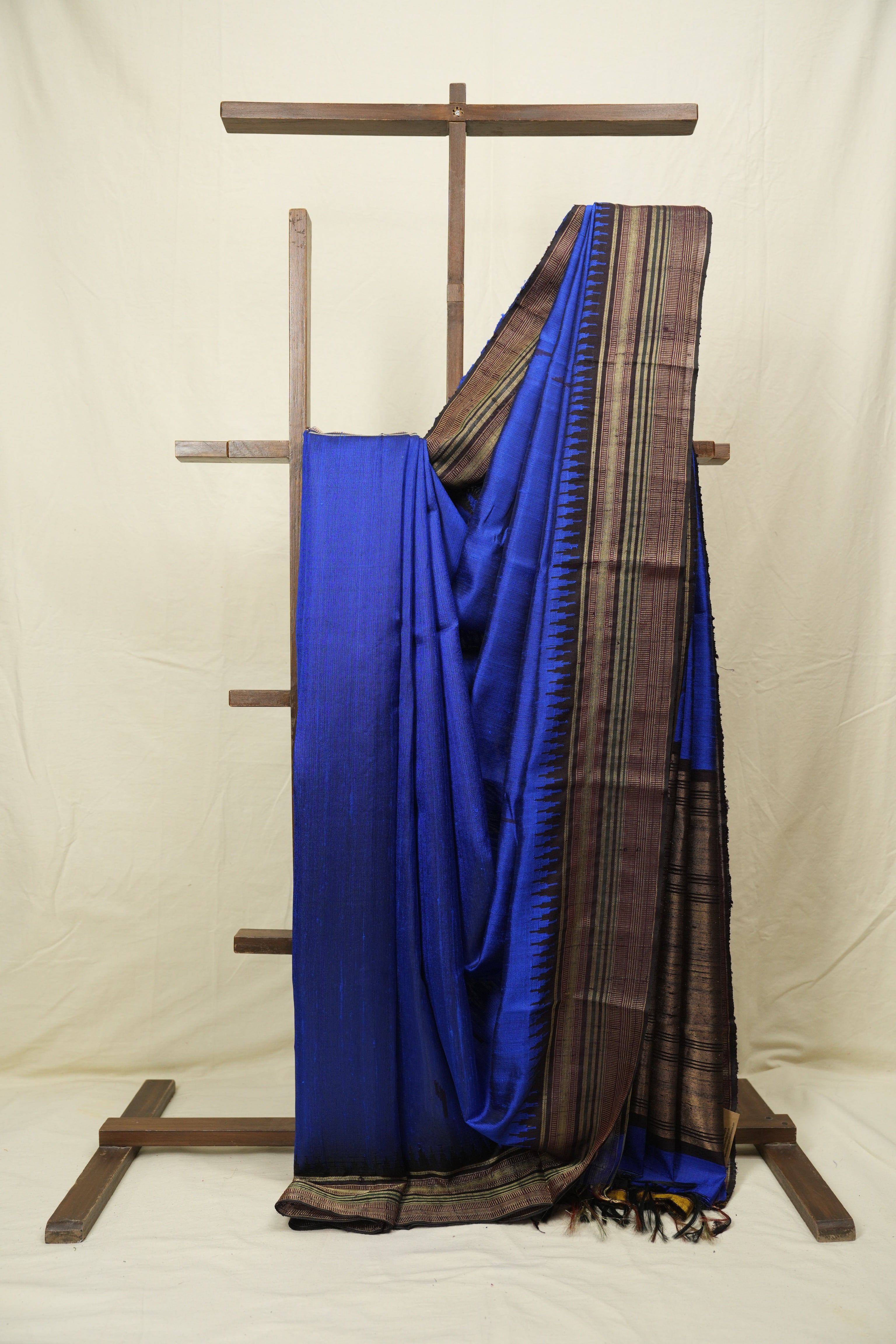 Royal Blue Raw Silk Saree - SRRBRSS1004
