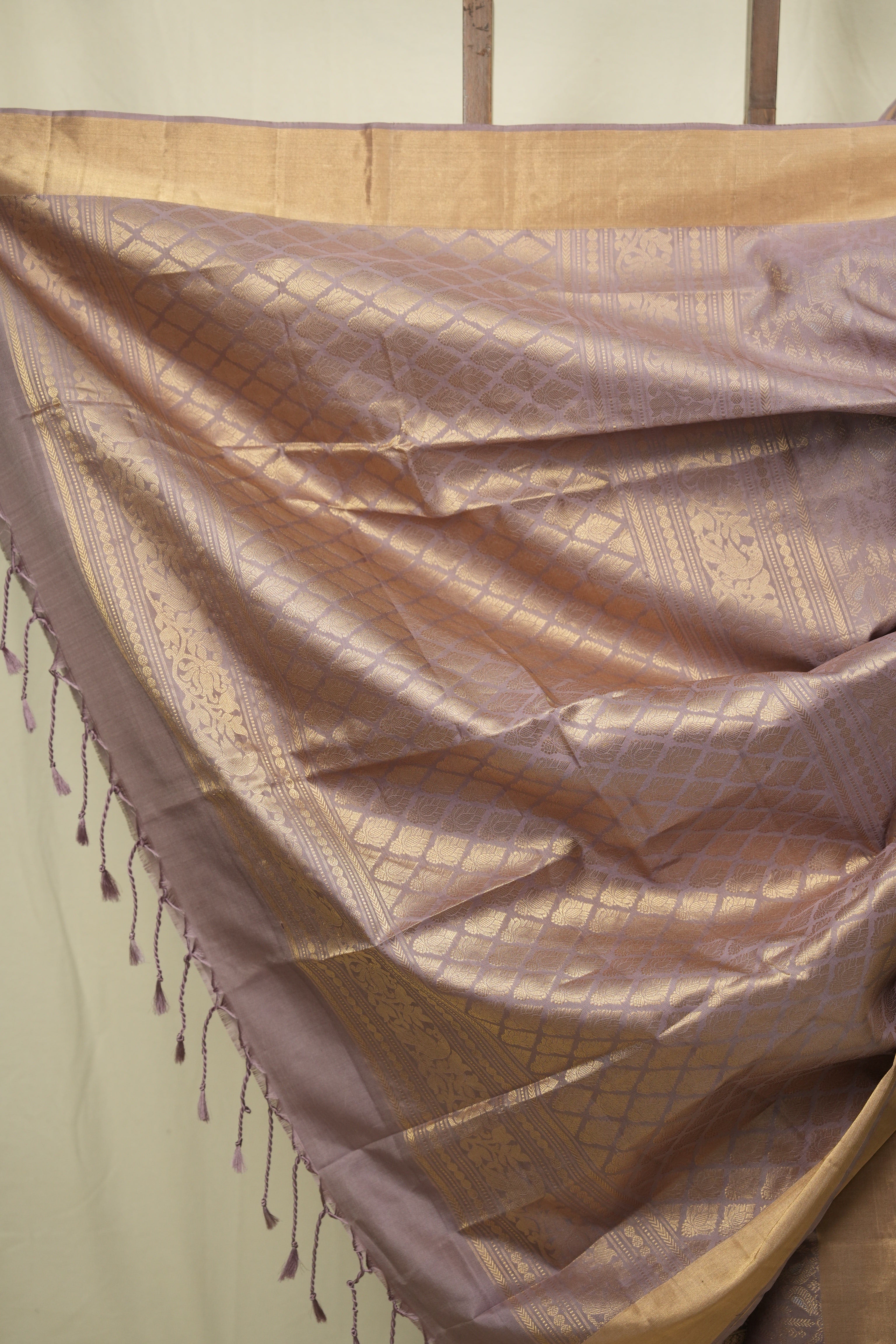 Mauve Soft Silk Saree - SRMSSS470
