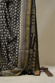 Black HBP Cotton Silk Saree With Maheshwari Border - SRBCSS1289