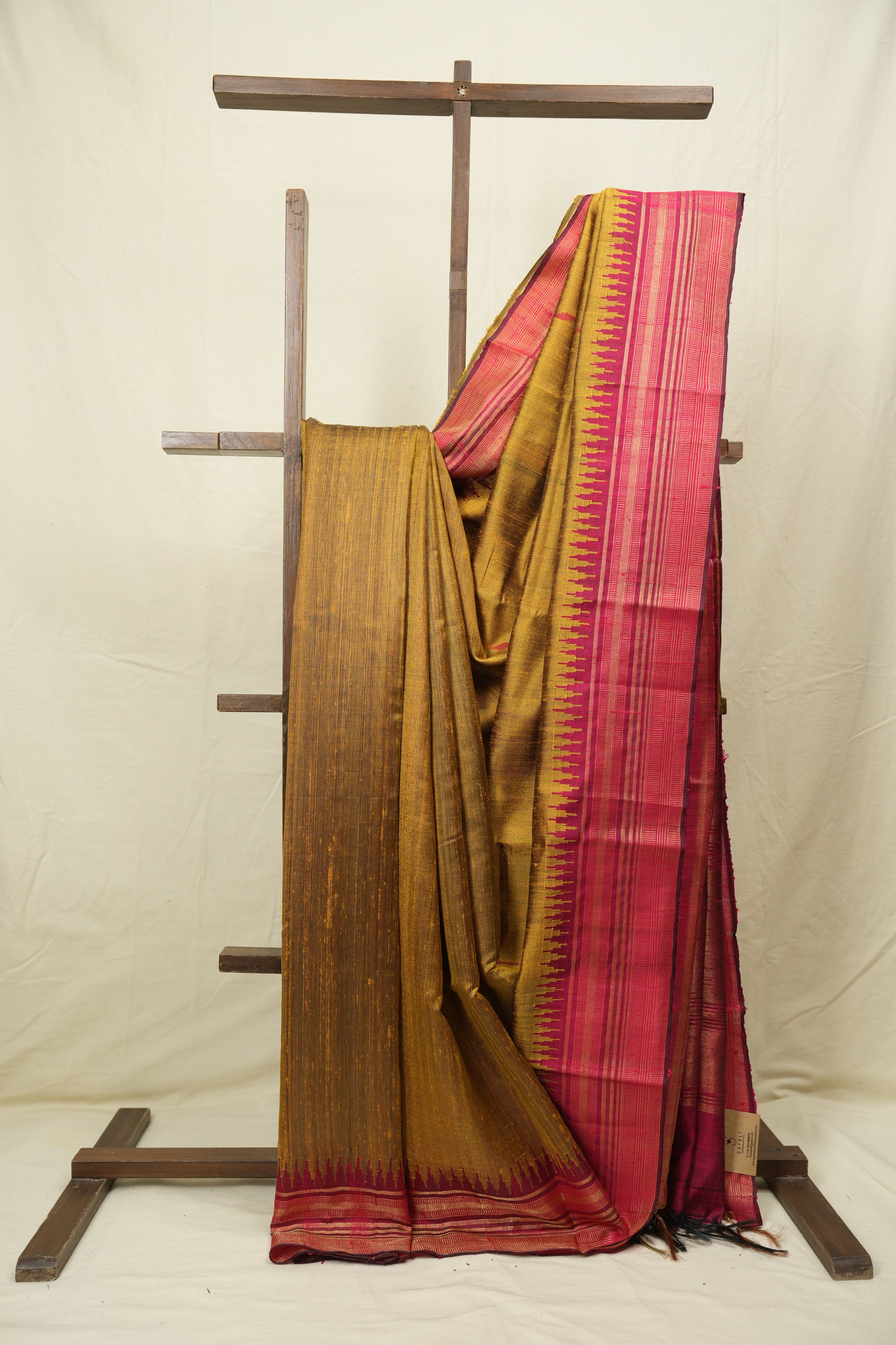 Gold Raw Silk Saree - SRGRSS1005