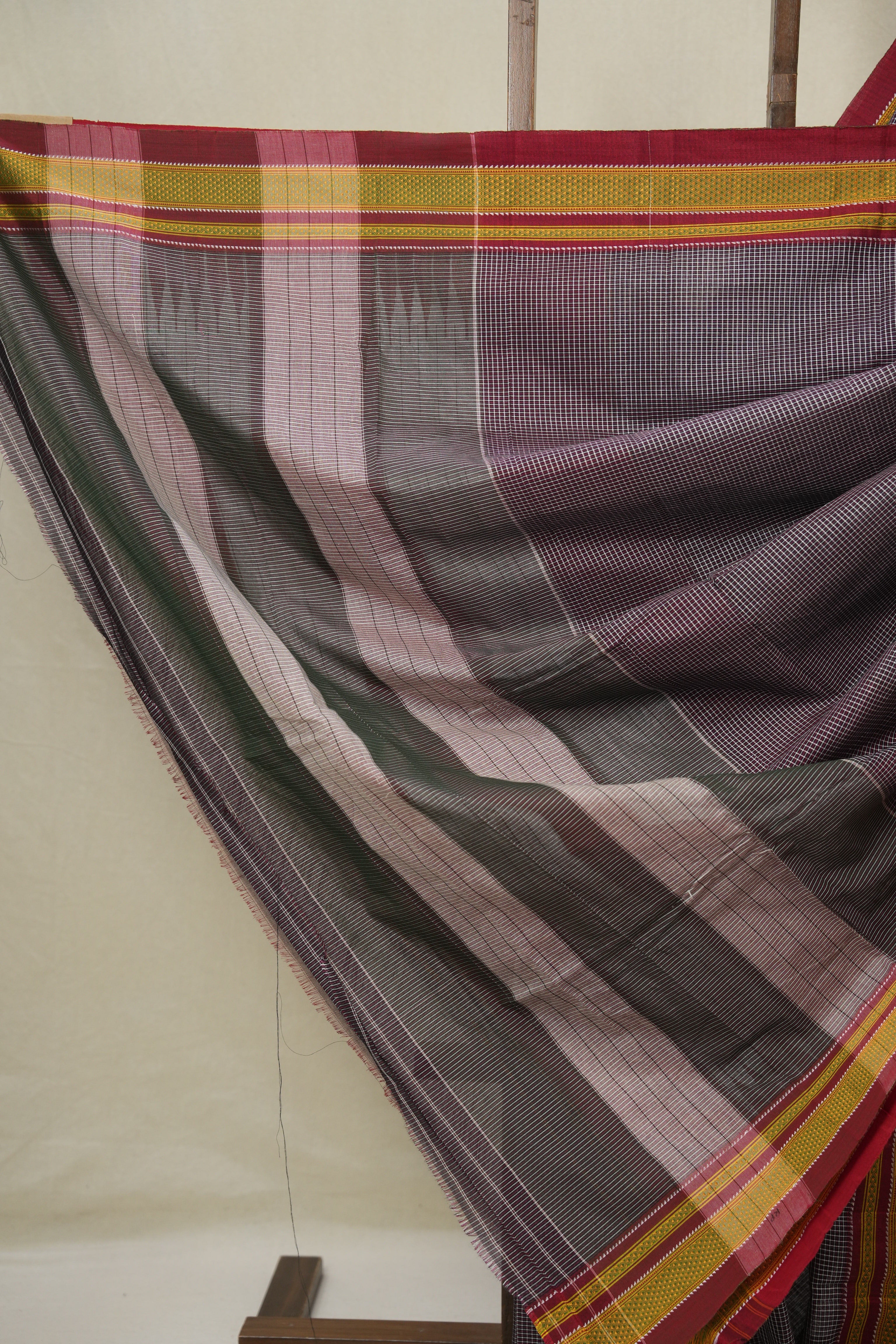 Black White Mixed Cotton Ilkal Saree - SRBWMCIS934