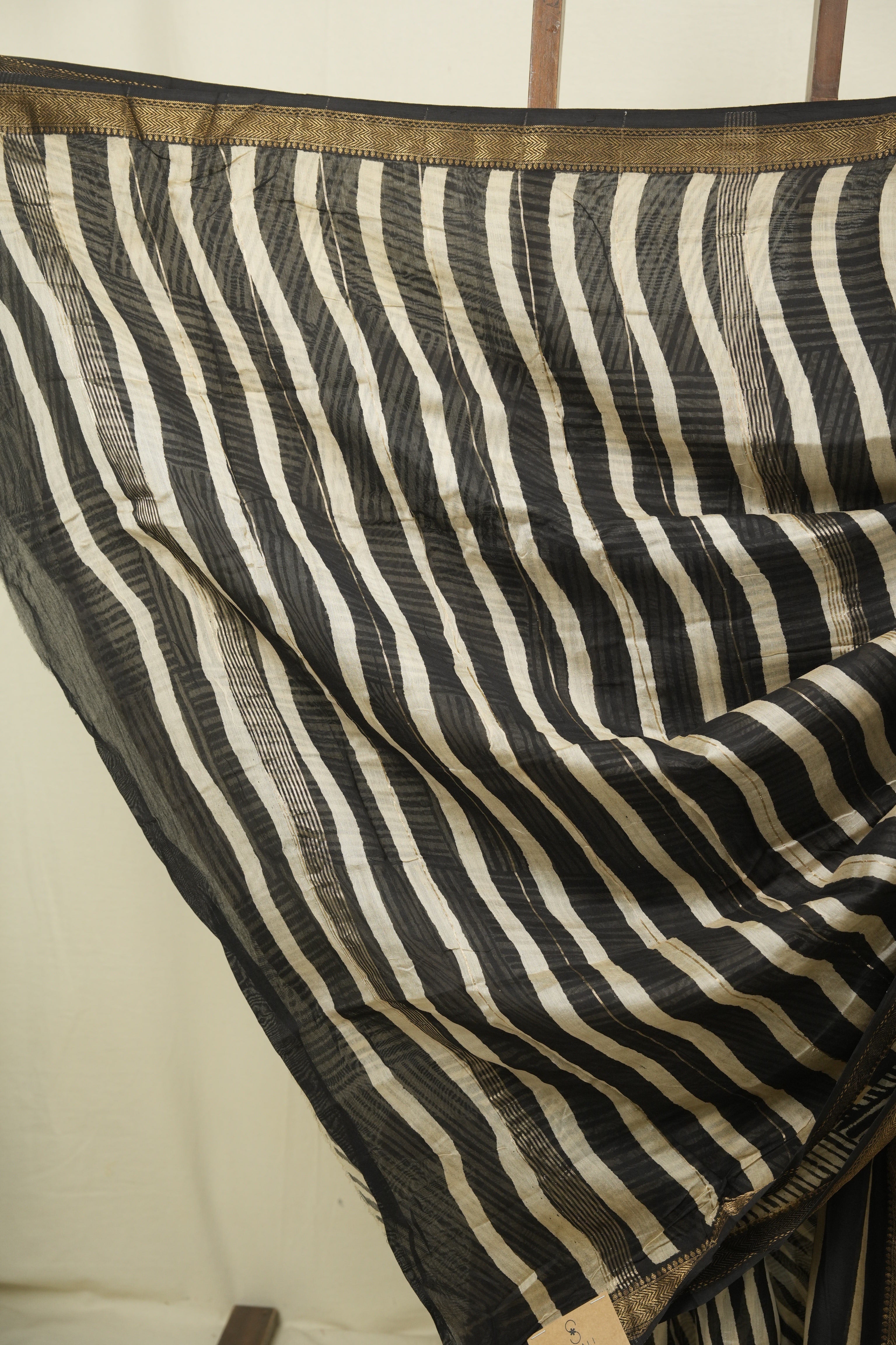 Cream HBP Cotton Silk Saree With Maheshwari Border - SRCCSS1722