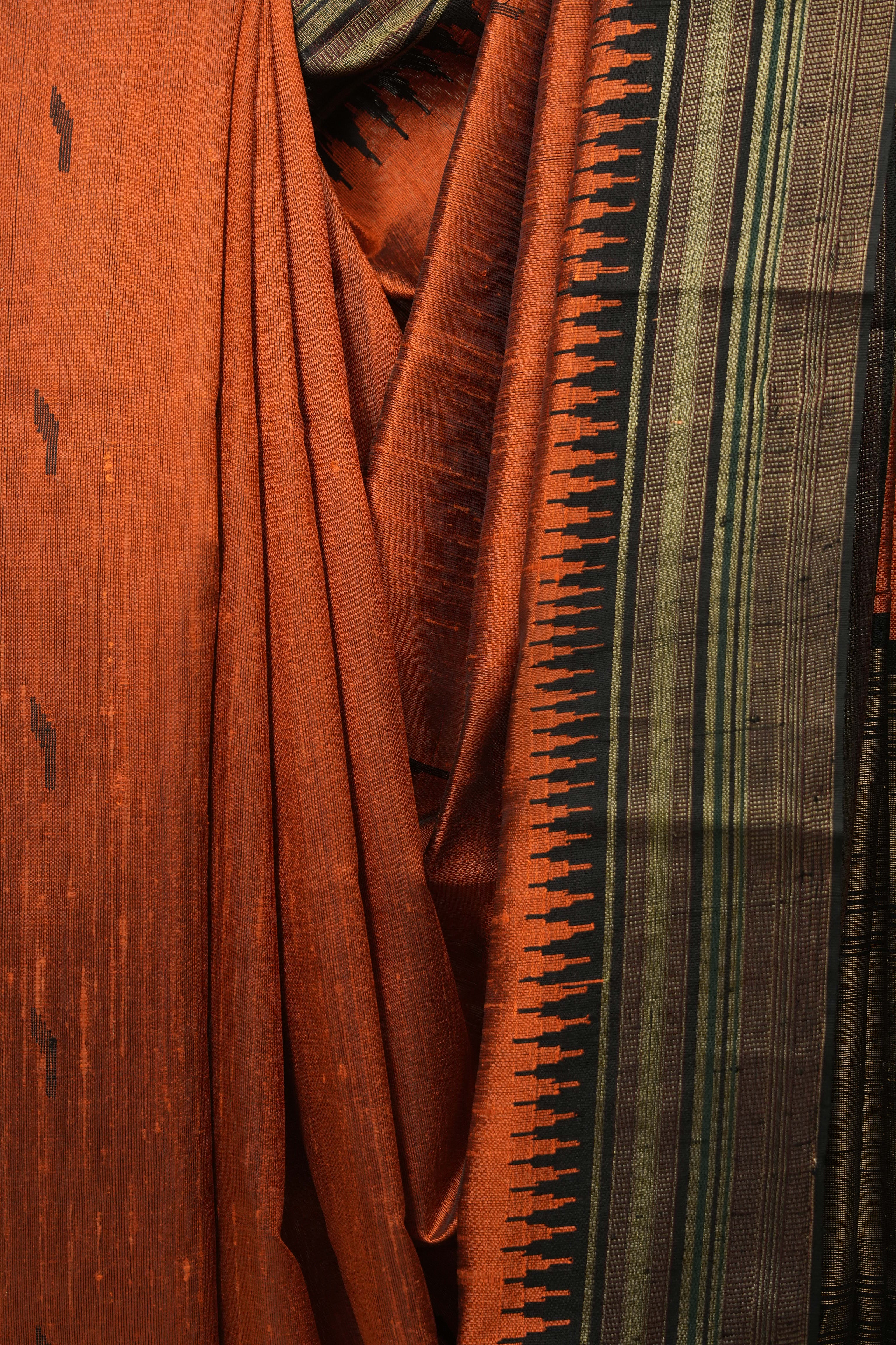 Orange raw Silk Saree - SRORSS1006