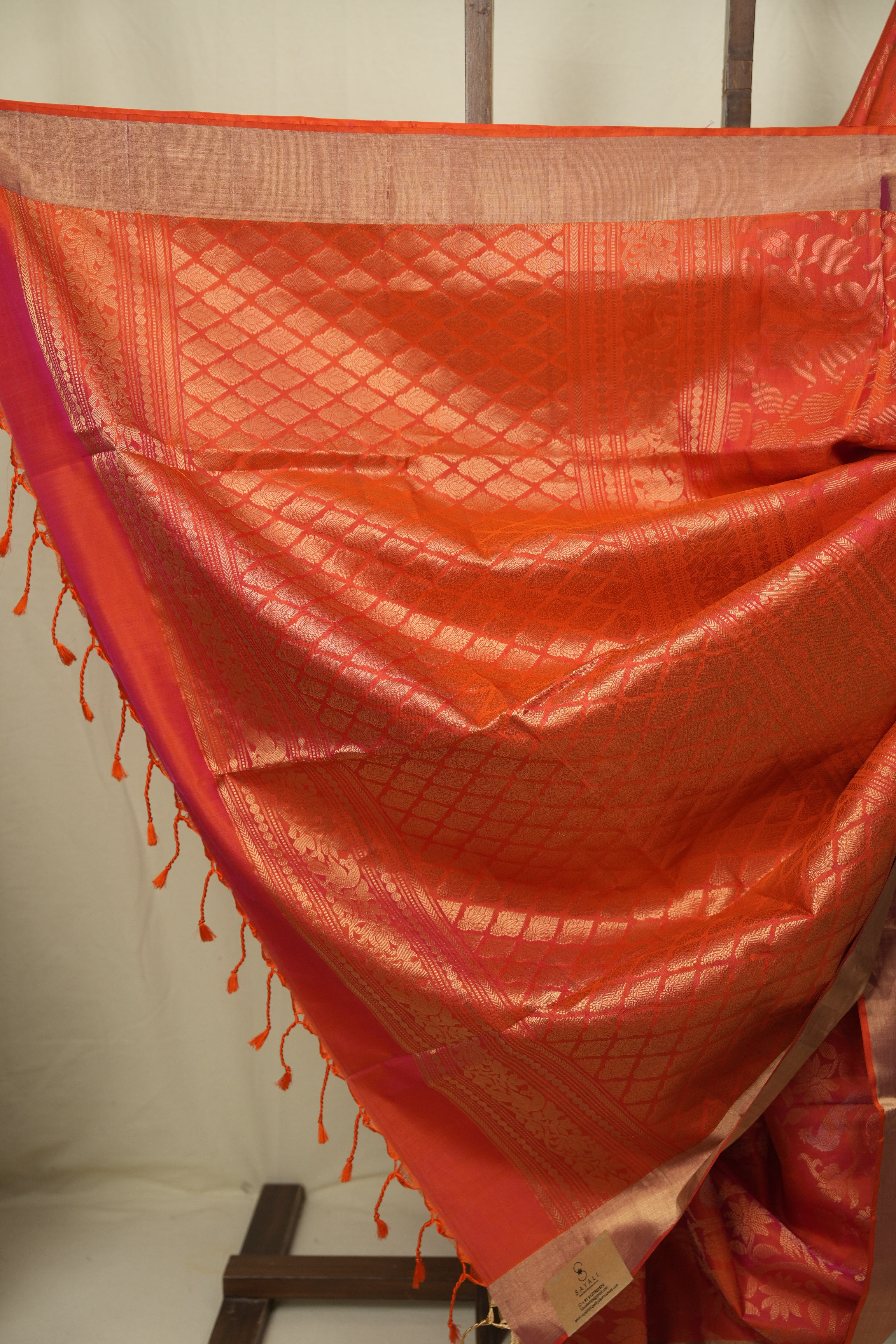 Dual Tone Peach Soft Silk Saree - SRDTPSSS466