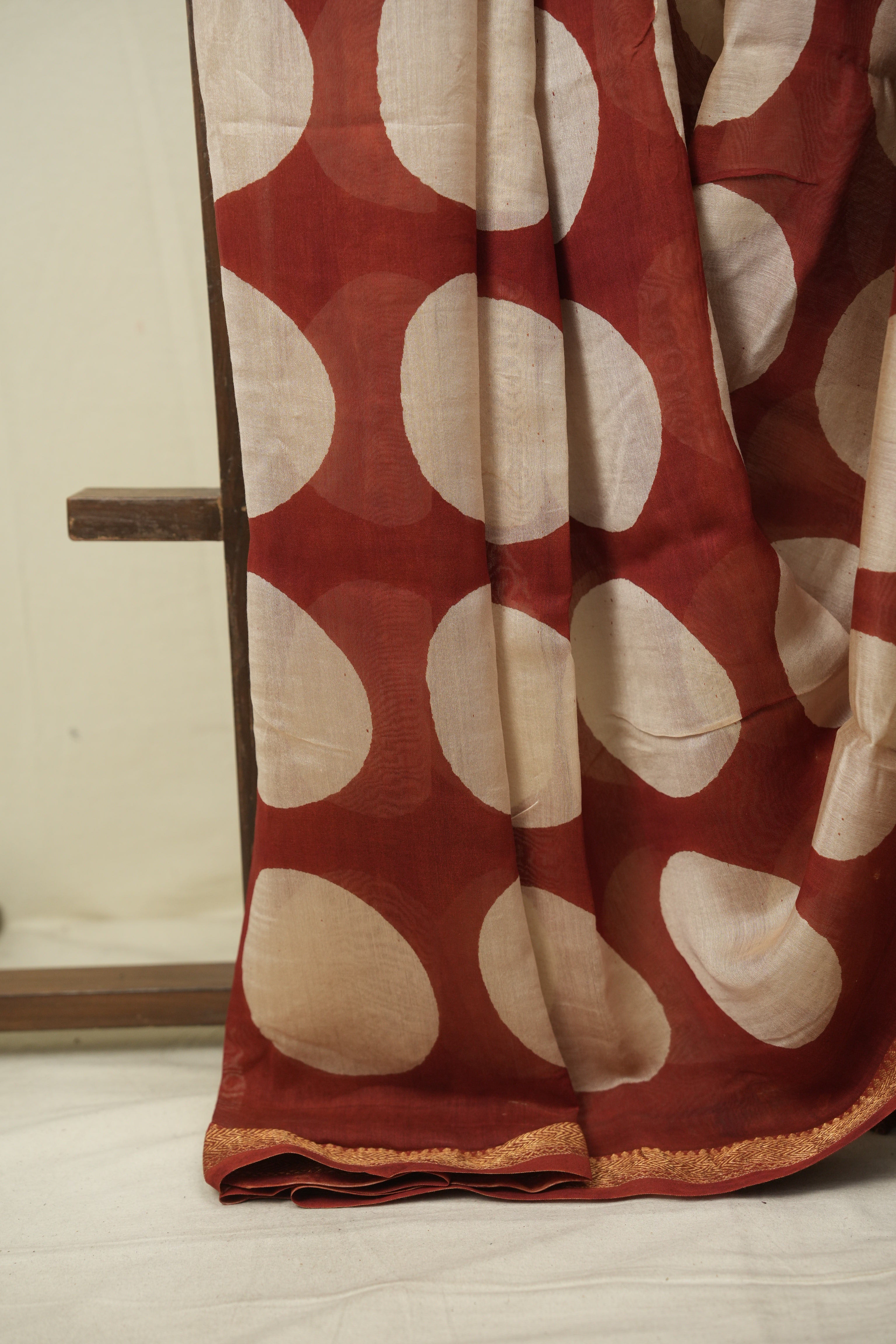 Maroon HBP Cotton Silk Saree With Maheshwari Border - SRMCSS1716