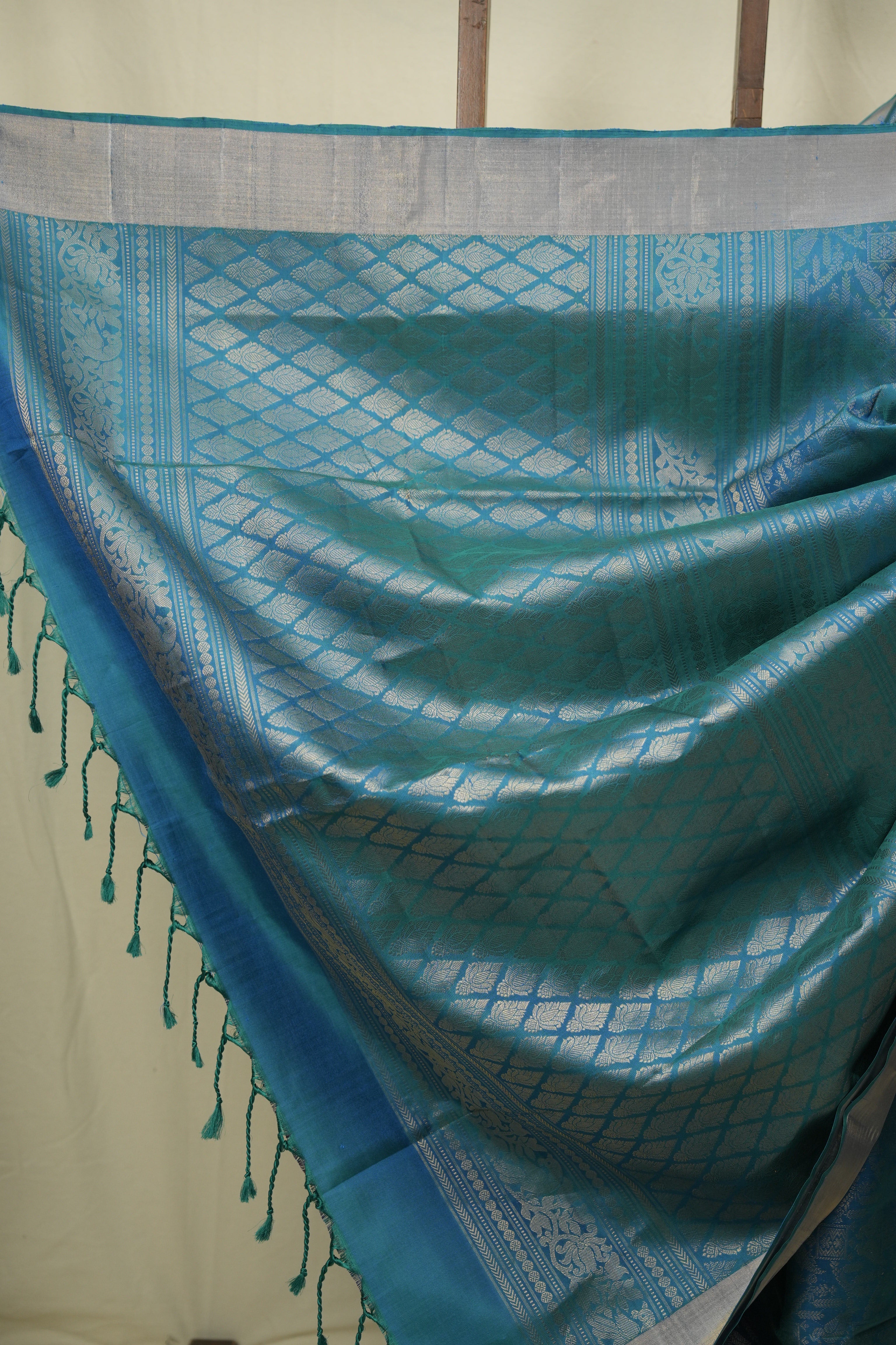 Peacock Blue Soft Silk Saree - SRPBSSS468